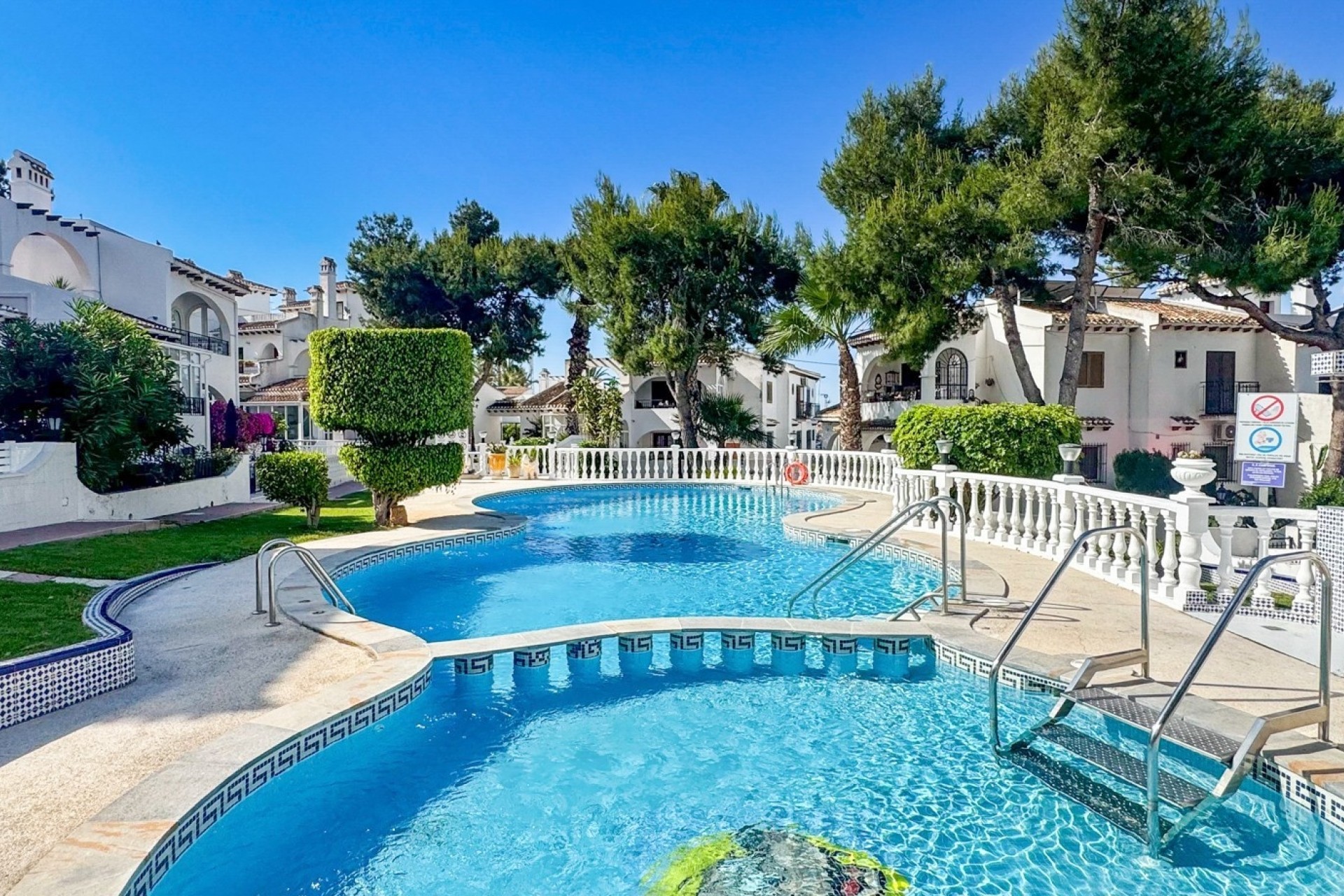 Resale - Apartment / Flat -
Torrevieja - Nueva Torrevieja - Aguas Nuevas