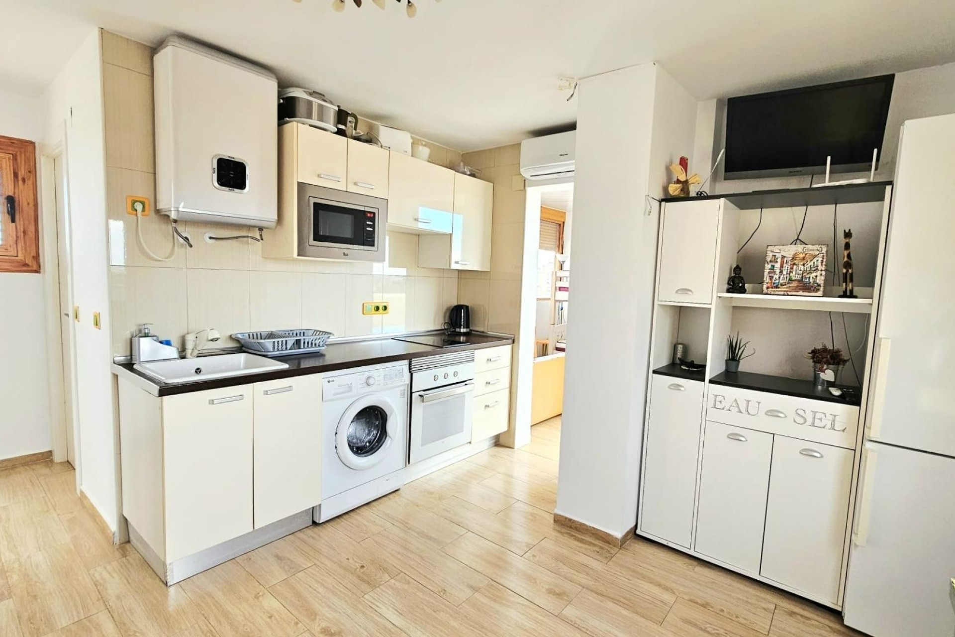 Resale - Apartment / Flat -
Torrevieja - Nueva Torrevieja