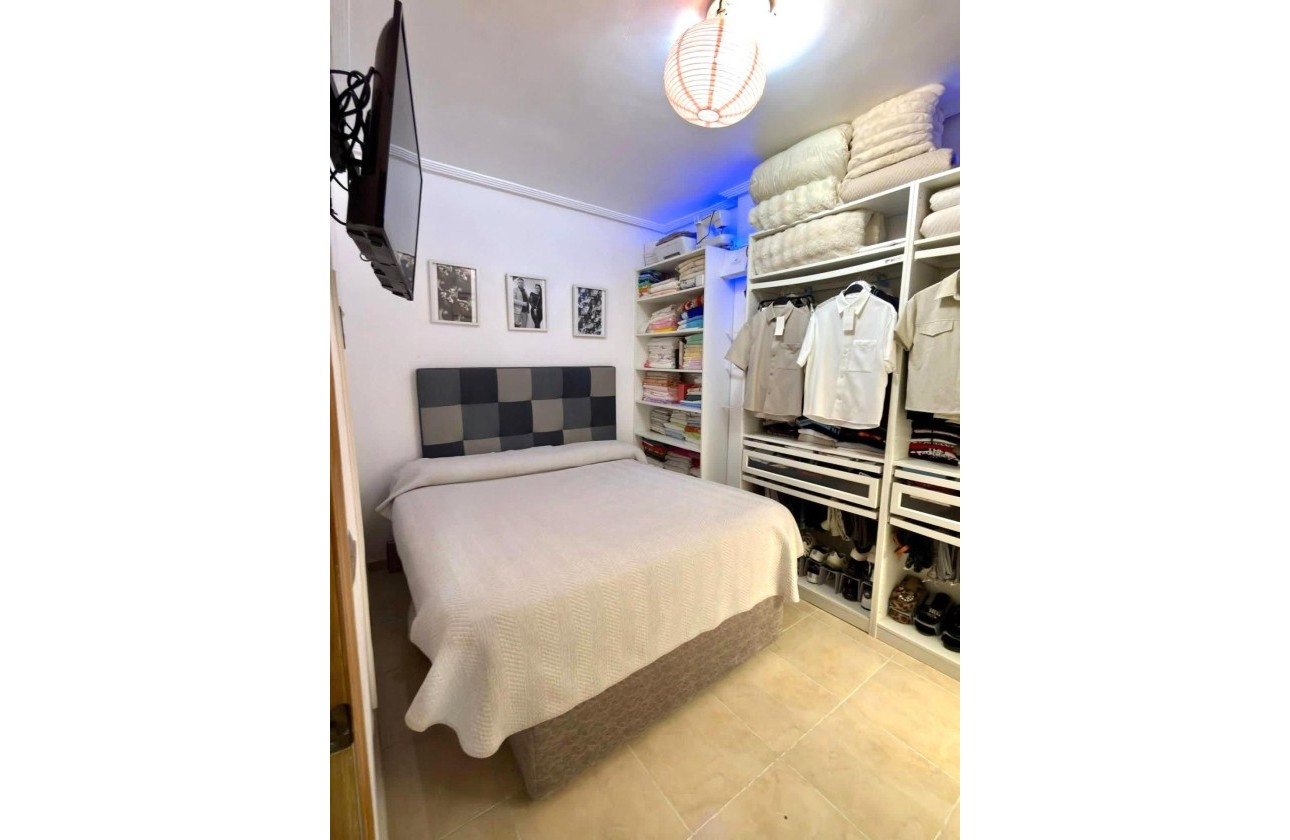 Resale - Apartment / Flat -
Torrevieja - Nueva Torrevieja
