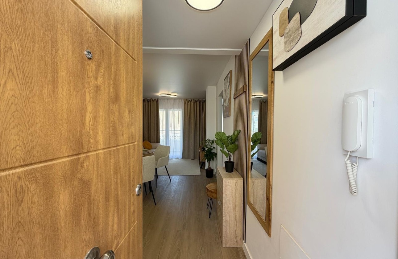 Resale - Apartment / Flat -
Torrevieja - Nueva Torrevieja