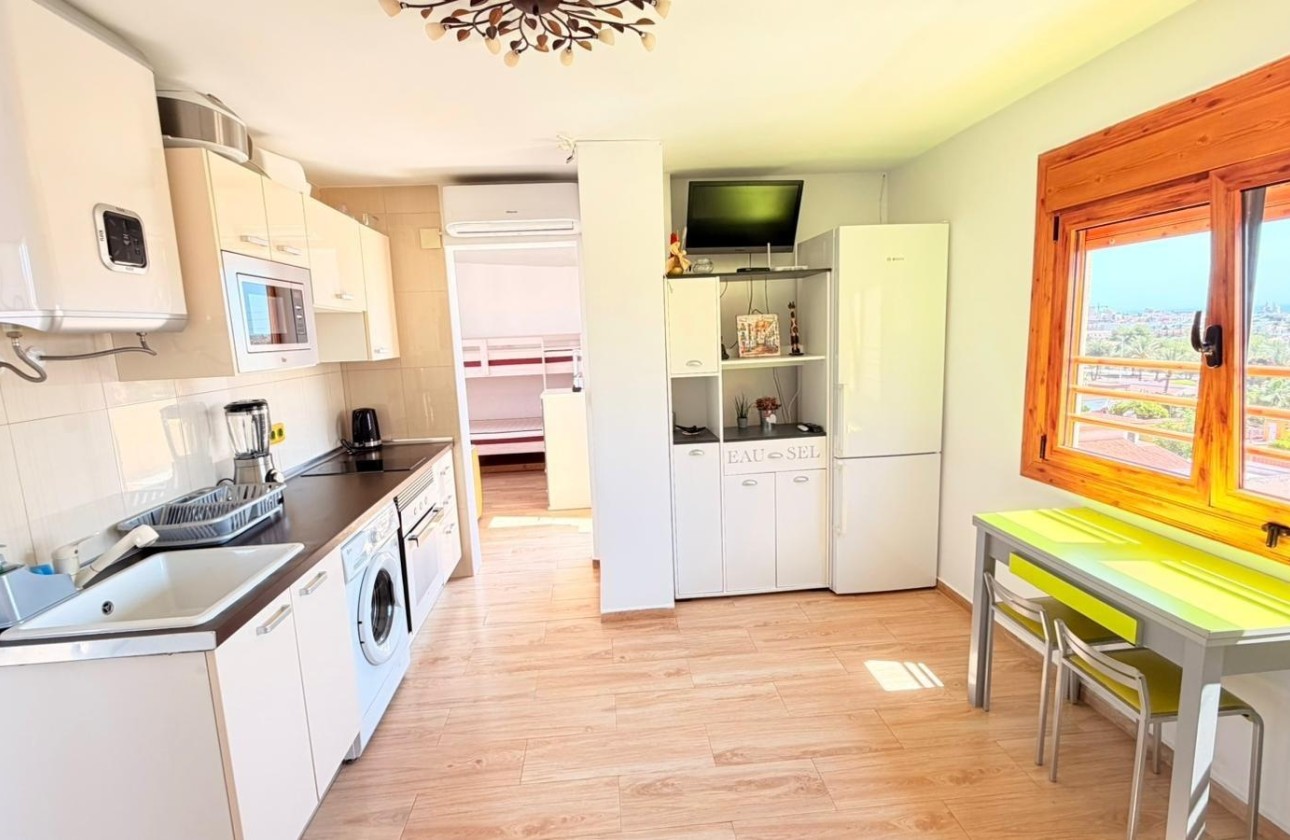 Resale - Apartment / Flat -
Torrevieja - Nueva Torrevieja