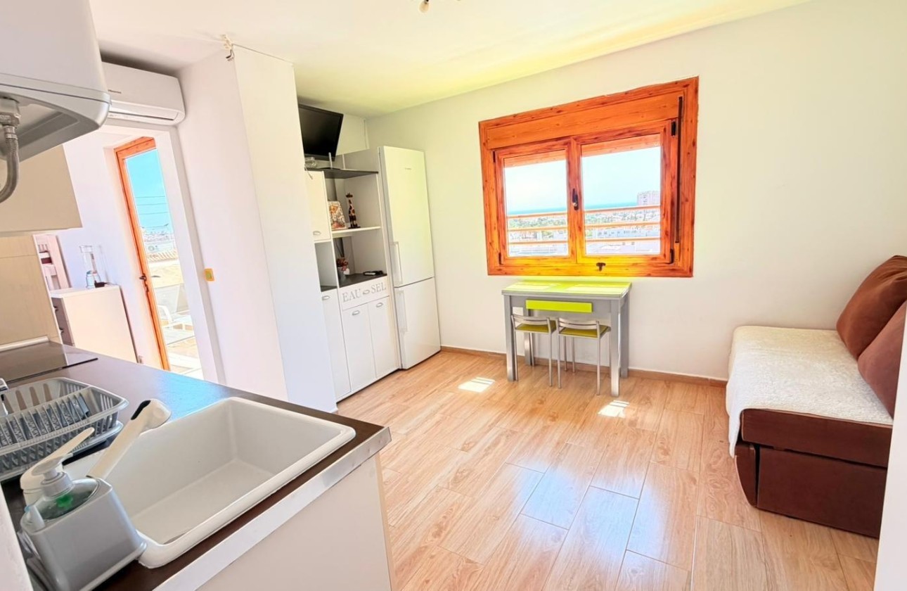 Resale - Apartment / Flat -
Torrevieja - Nueva Torrevieja