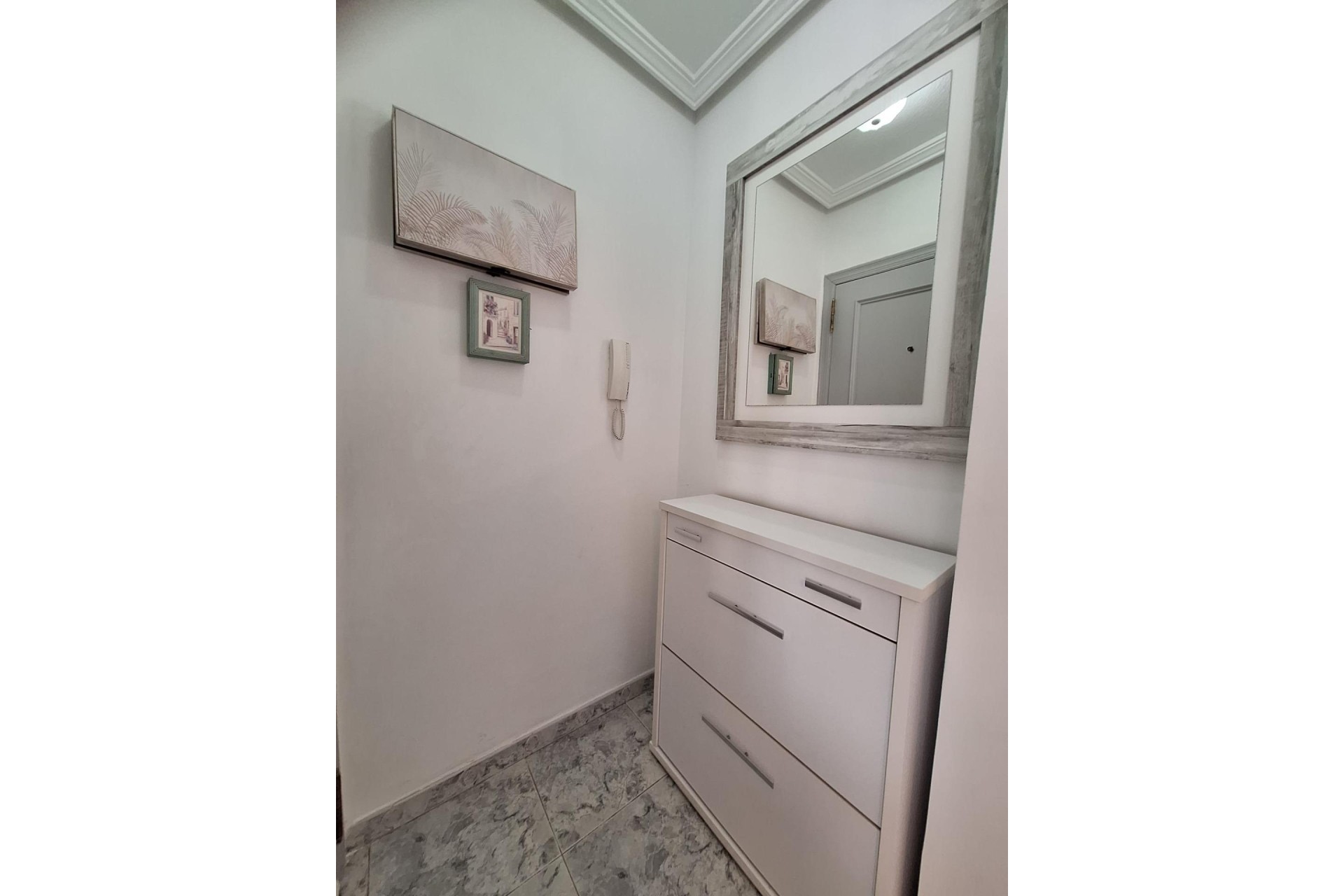 Resale - Apartment / Flat -
Torrevieja - Nueva Torrevieja