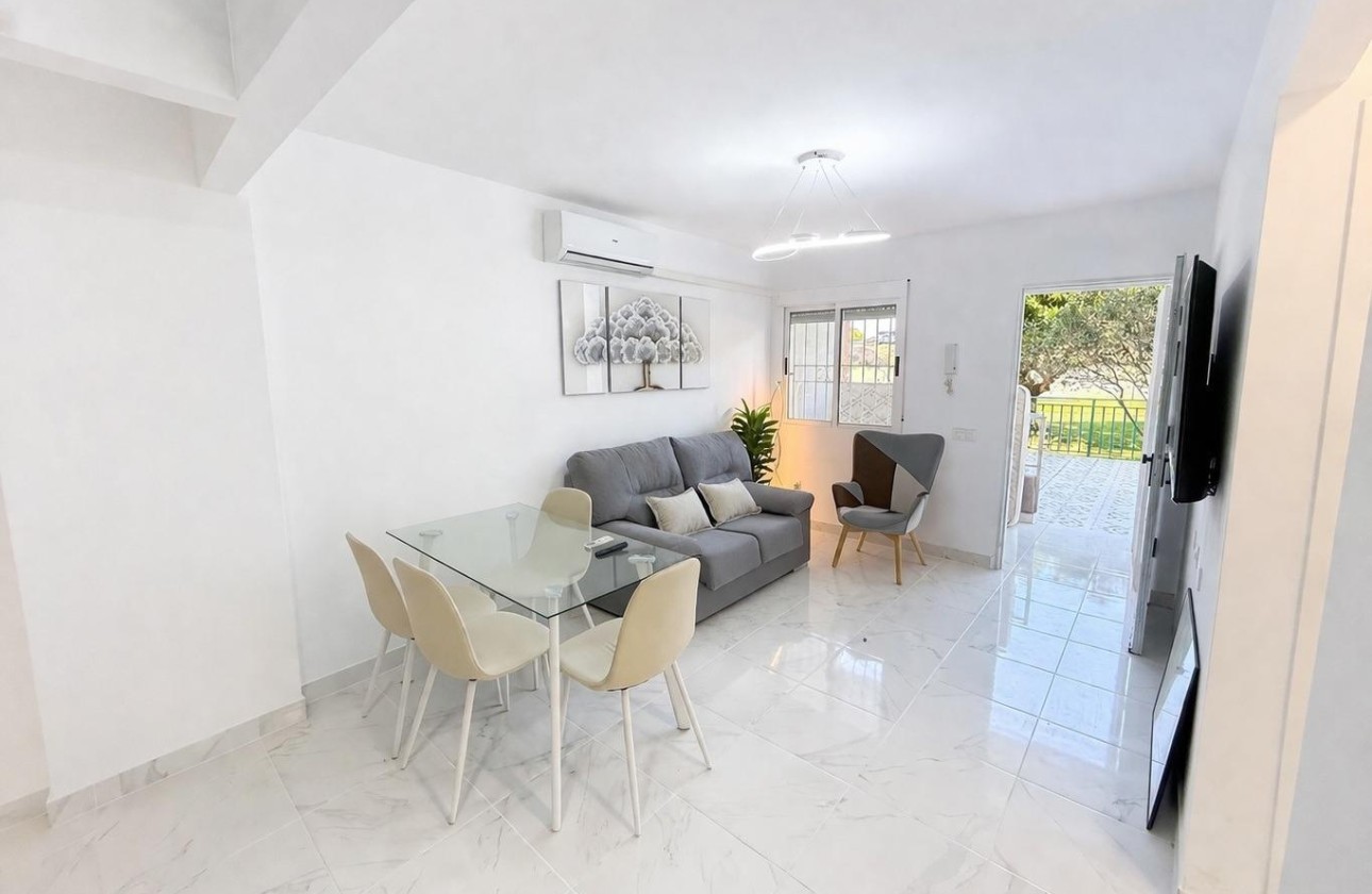 Resale - Apartment / Flat -
Torrevieja - Parque de las Naciones