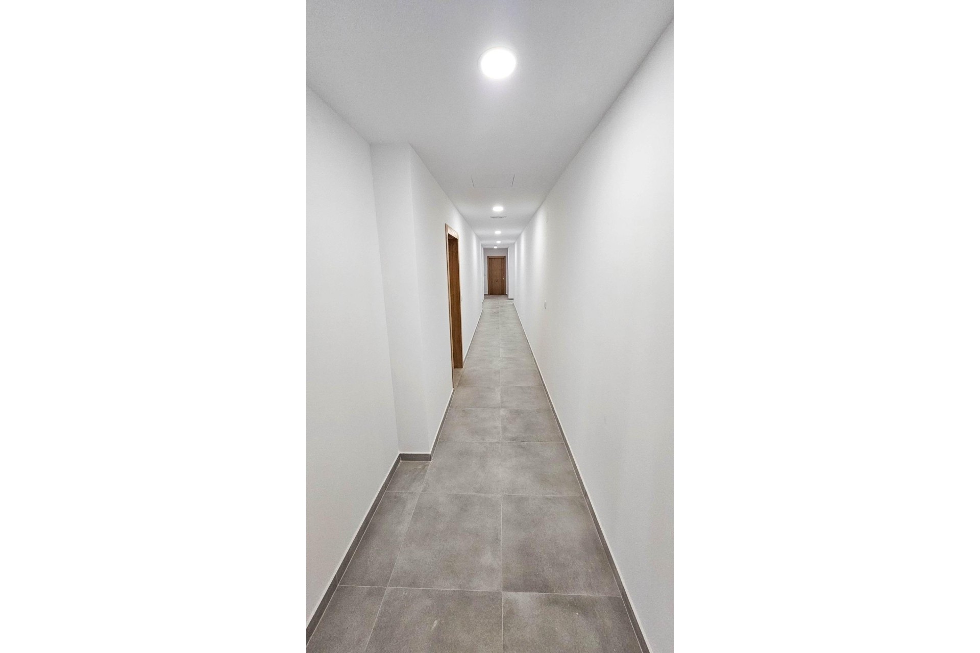 Resale - Apartment / Flat -
Torrevieja - Paseo Maritimo