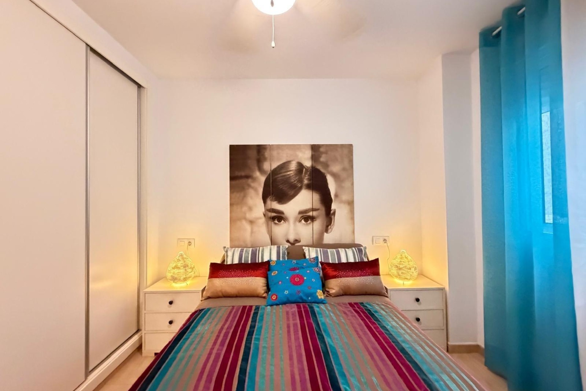 Resale - Apartment / Flat -
Torrevieja - Paseo Maritimo