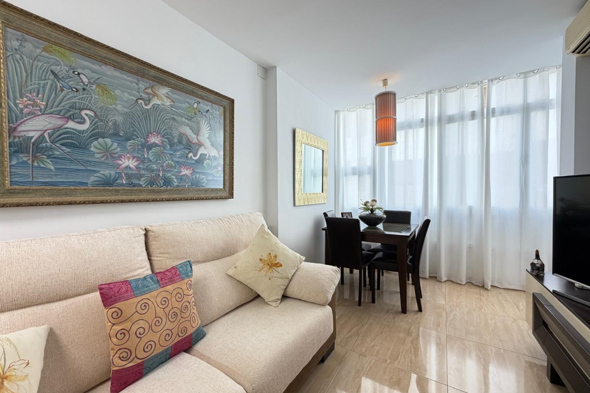 Resale - Apartment / Flat -
Torrevieja - Paseo Maritimo