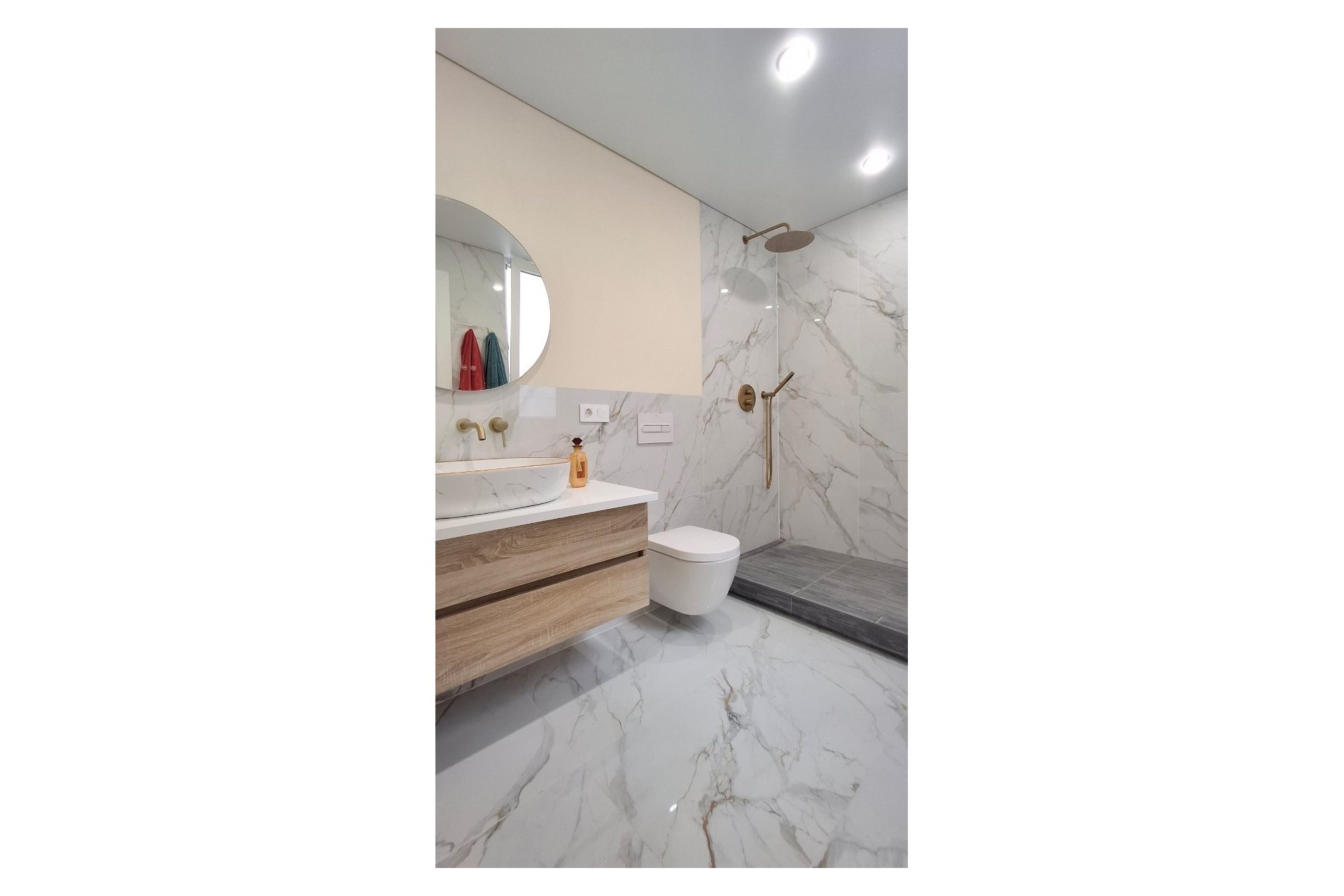 Resale - Apartment / Flat -
Torrevieja - Playa Acequion
