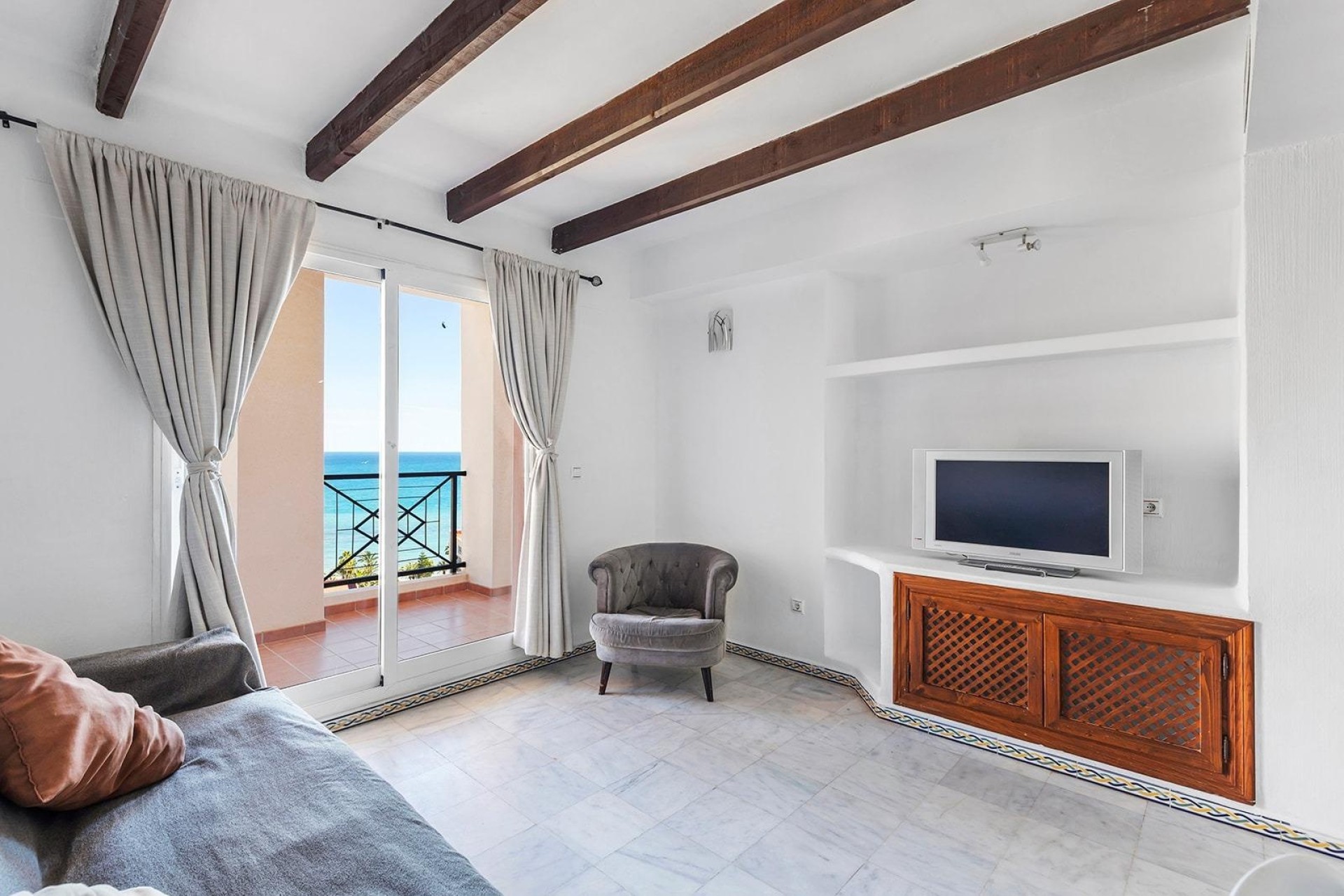 Resale - Apartment / Flat -
Torrevieja - Playa de los Locos