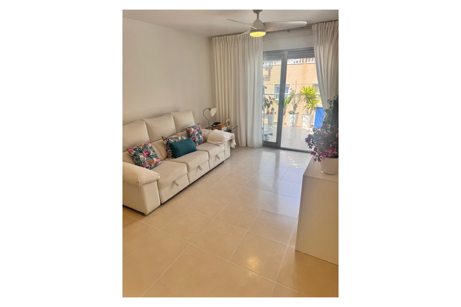 Resale - Apartment / Flat -
Torrevieja - Playa de los Locos