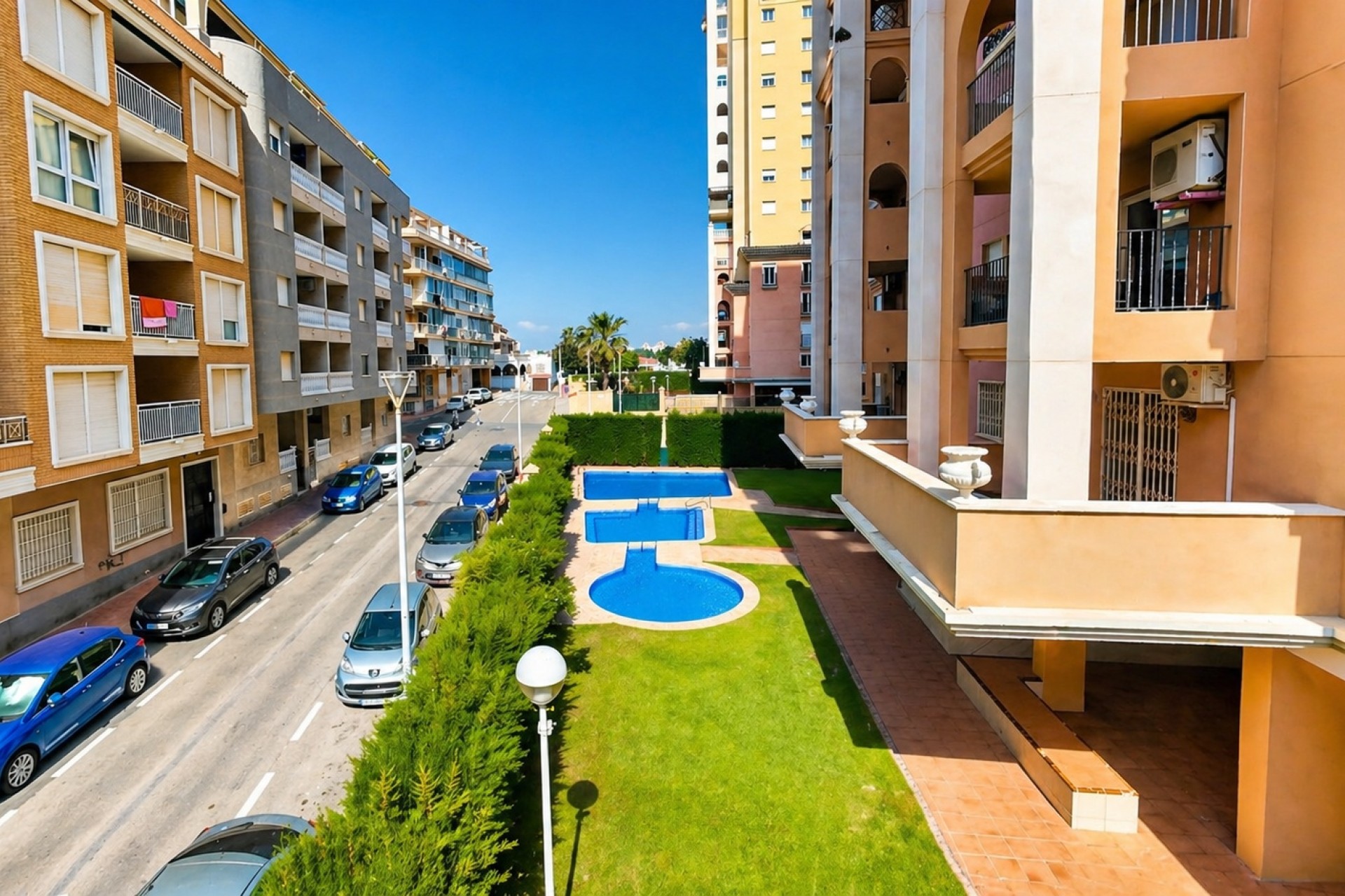 Resale - Apartment / Flat -
Torrevieja - Playa de los Locos