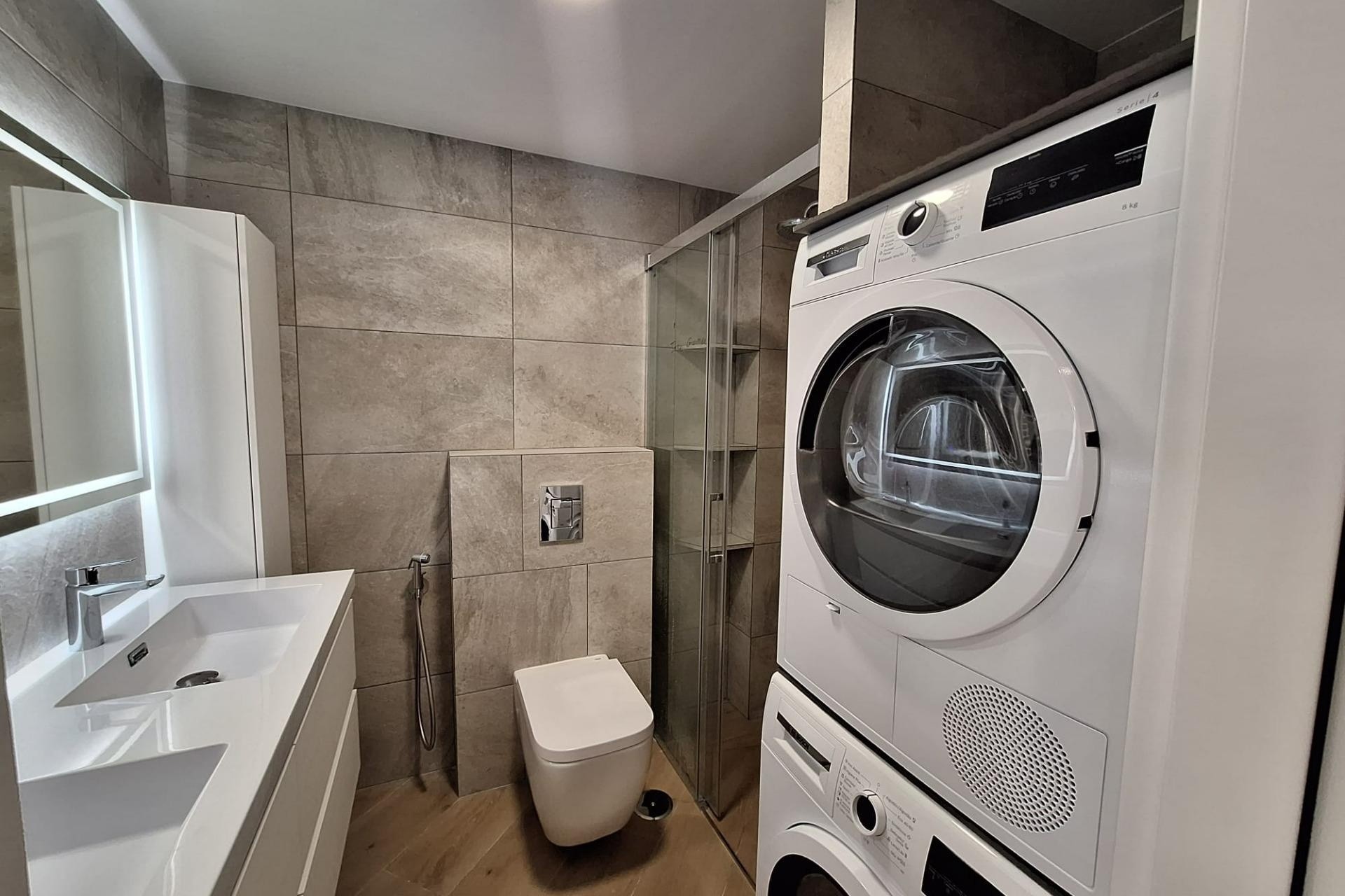 Resale - Apartment / Flat -
Torrevieja - Playa de los Locos