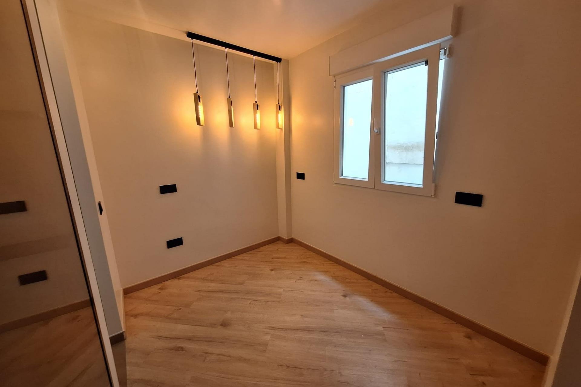 Resale - Apartment / Flat -
Torrevieja - Playa de los Locos