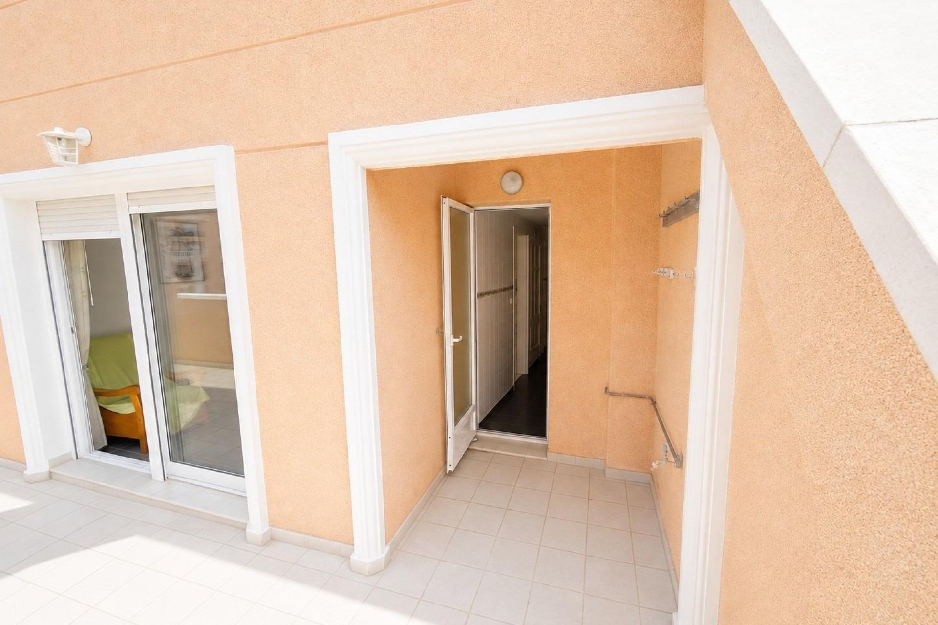 Resale - Apartment / Flat -
Torrevieja - Playa de los Locos