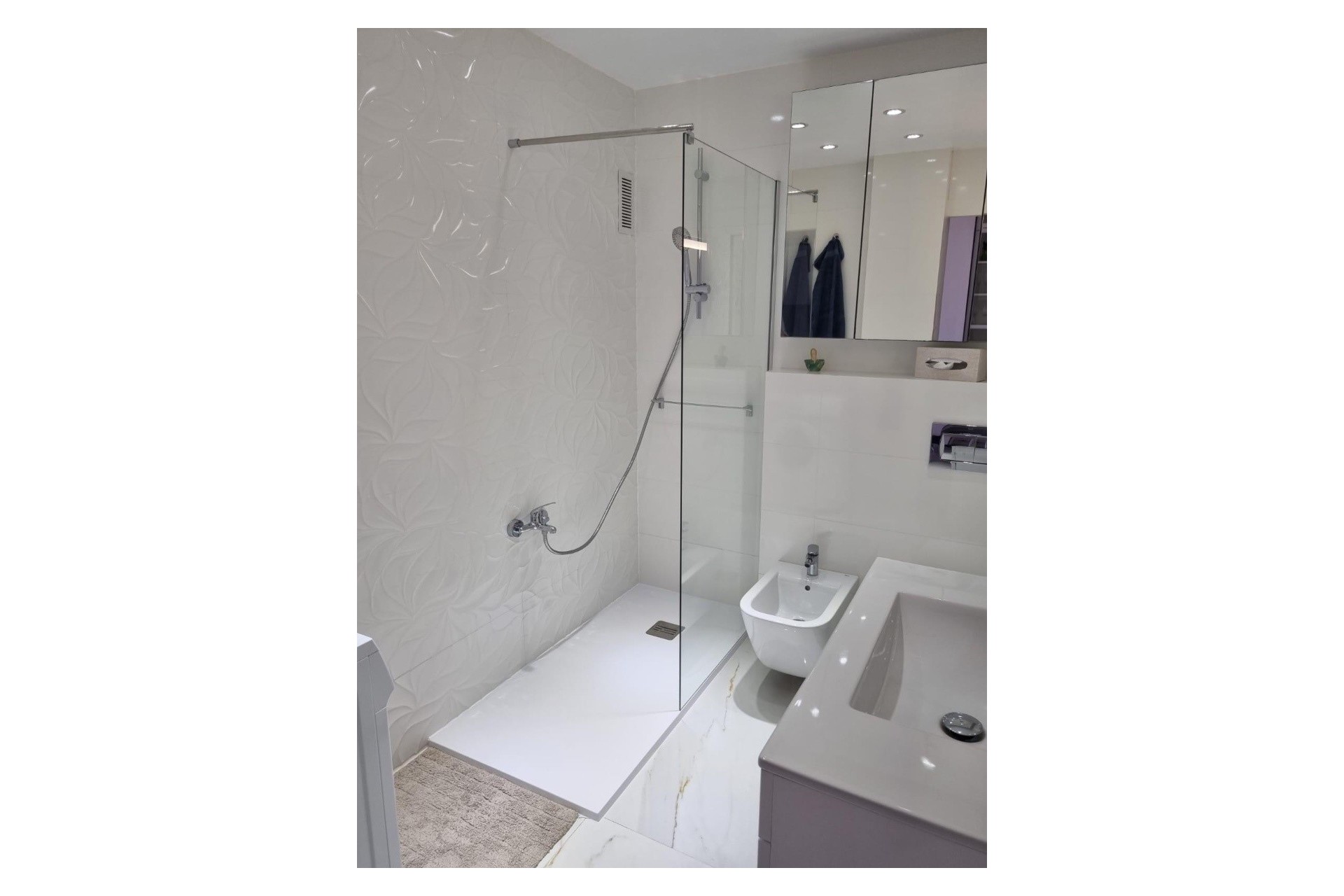 Resale - Apartment / Flat -
Torrevieja - Playa de los Naufragos