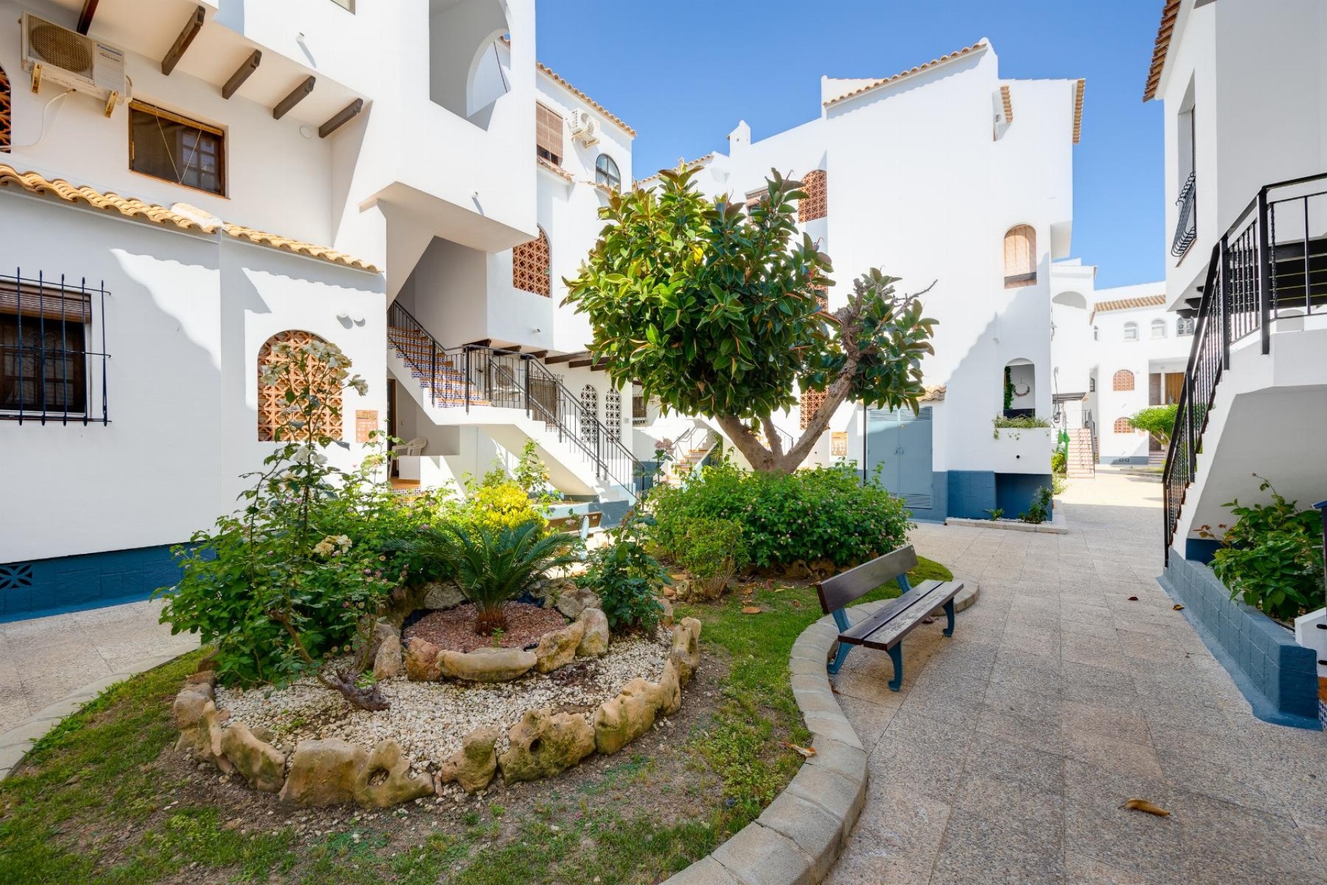 Resale - Apartment / Flat -
Torrevieja - Playa de los Naufragos