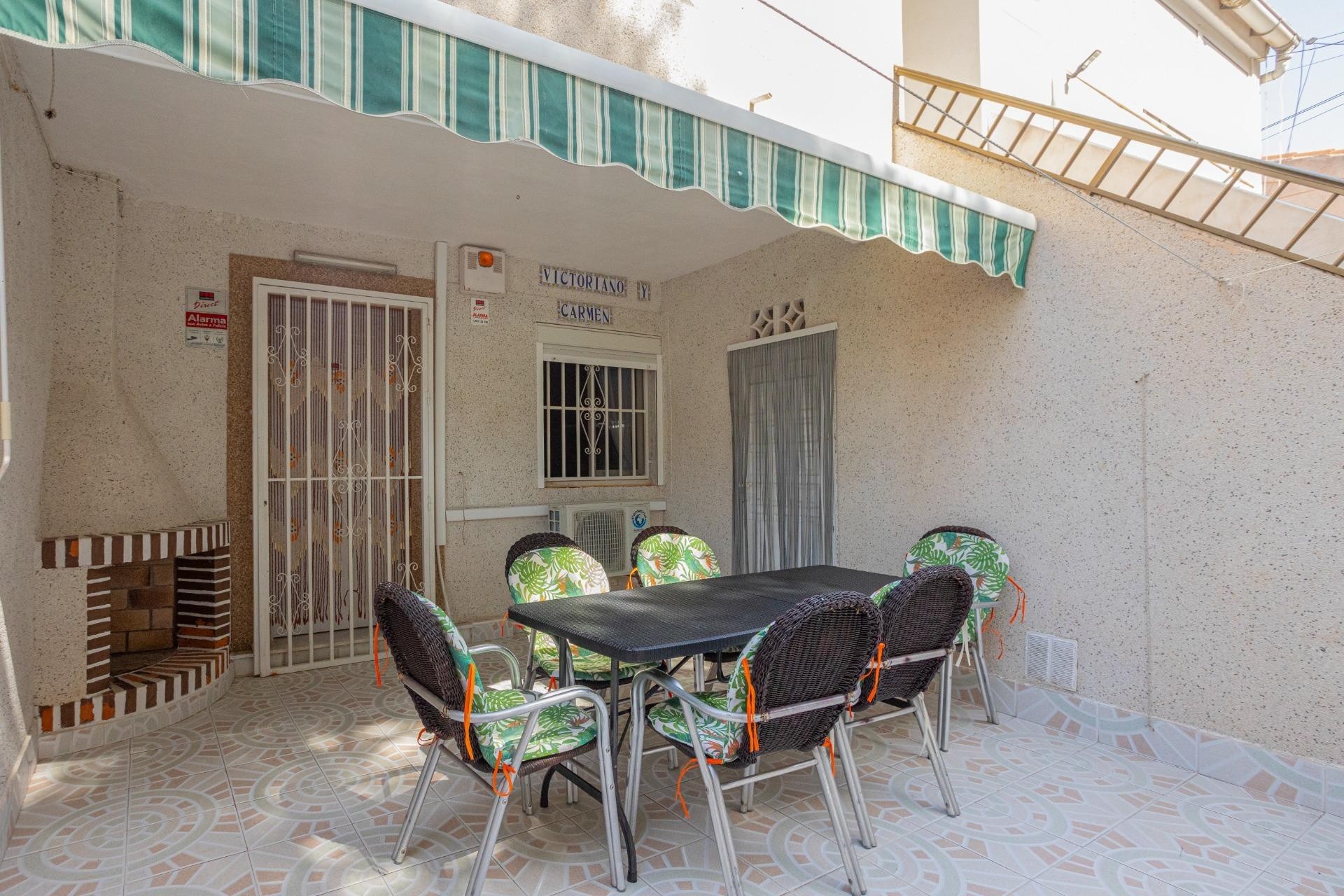 Resale - Apartment / Flat -
Torrevieja - Playa de los Naufragos