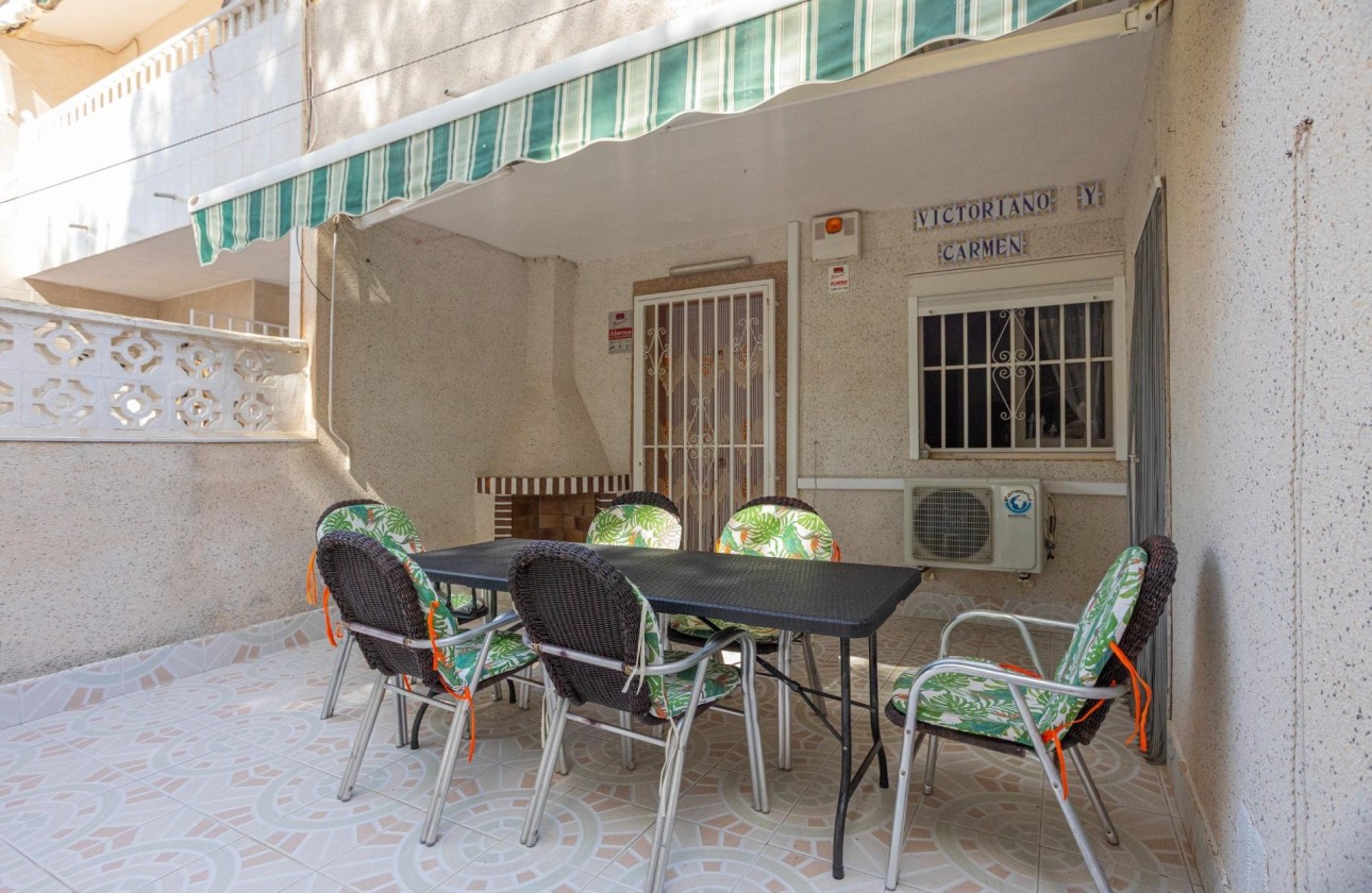 Resale - Apartment / Flat -
Torrevieja - Playa de los Naufragos