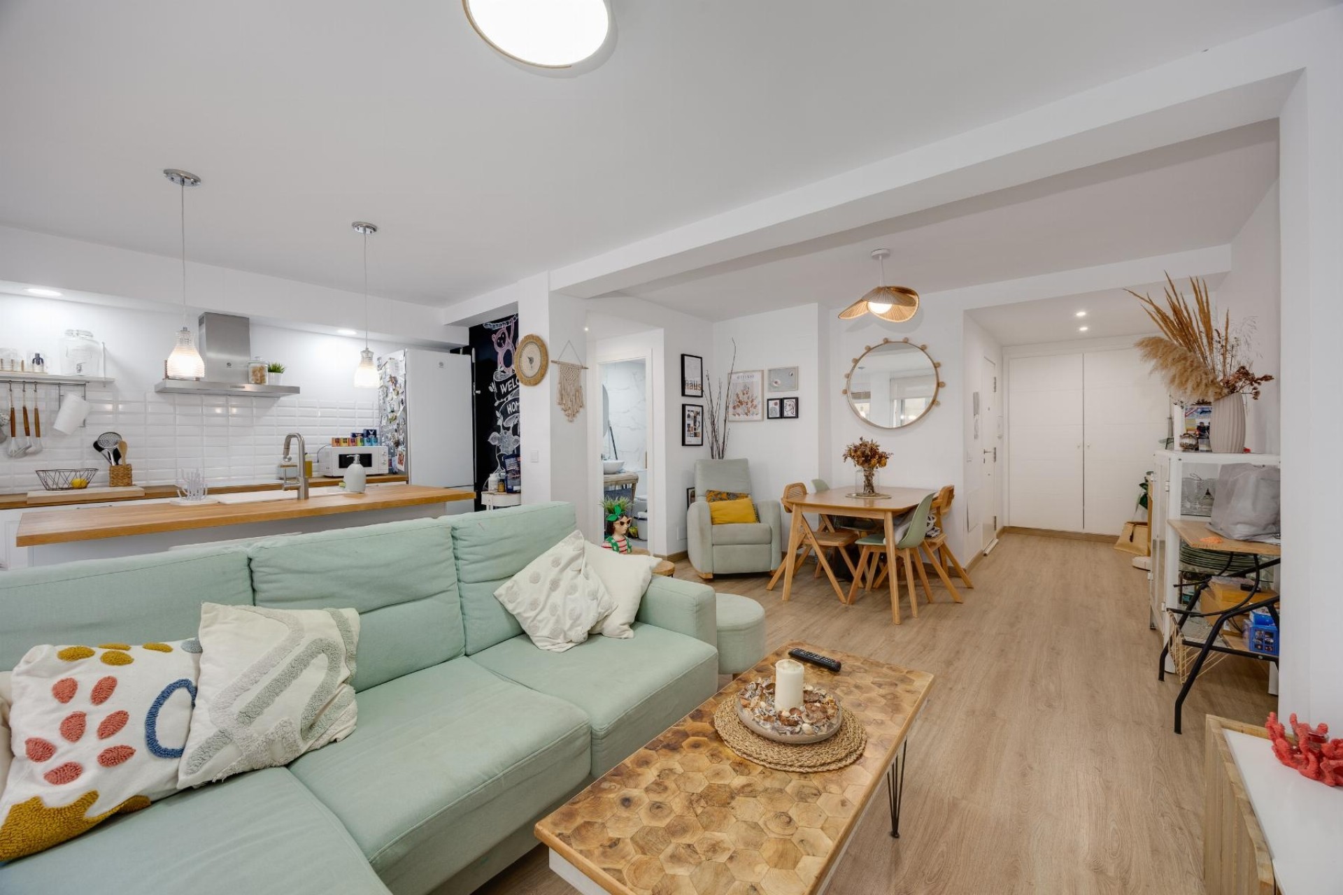 Resale - Apartment / Flat -
Torrevieja - Playa de los Naufragos