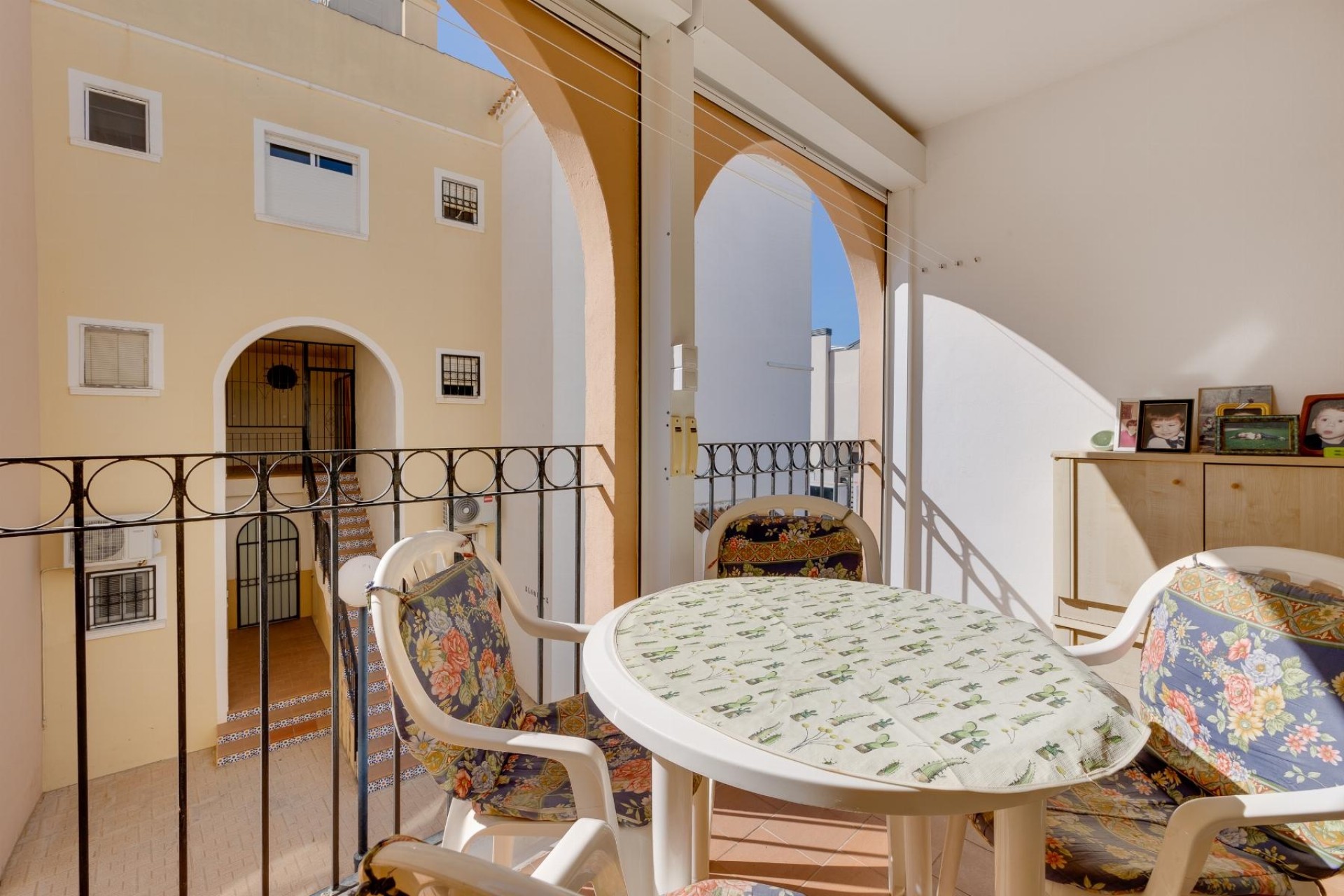 Resale - Apartment / Flat -
Torrevieja - Playa de los Naufragos