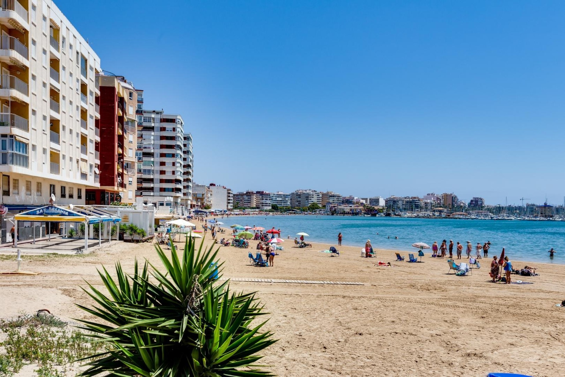 Resale - Apartment / Flat -
Torrevieja - Playa del Acequión