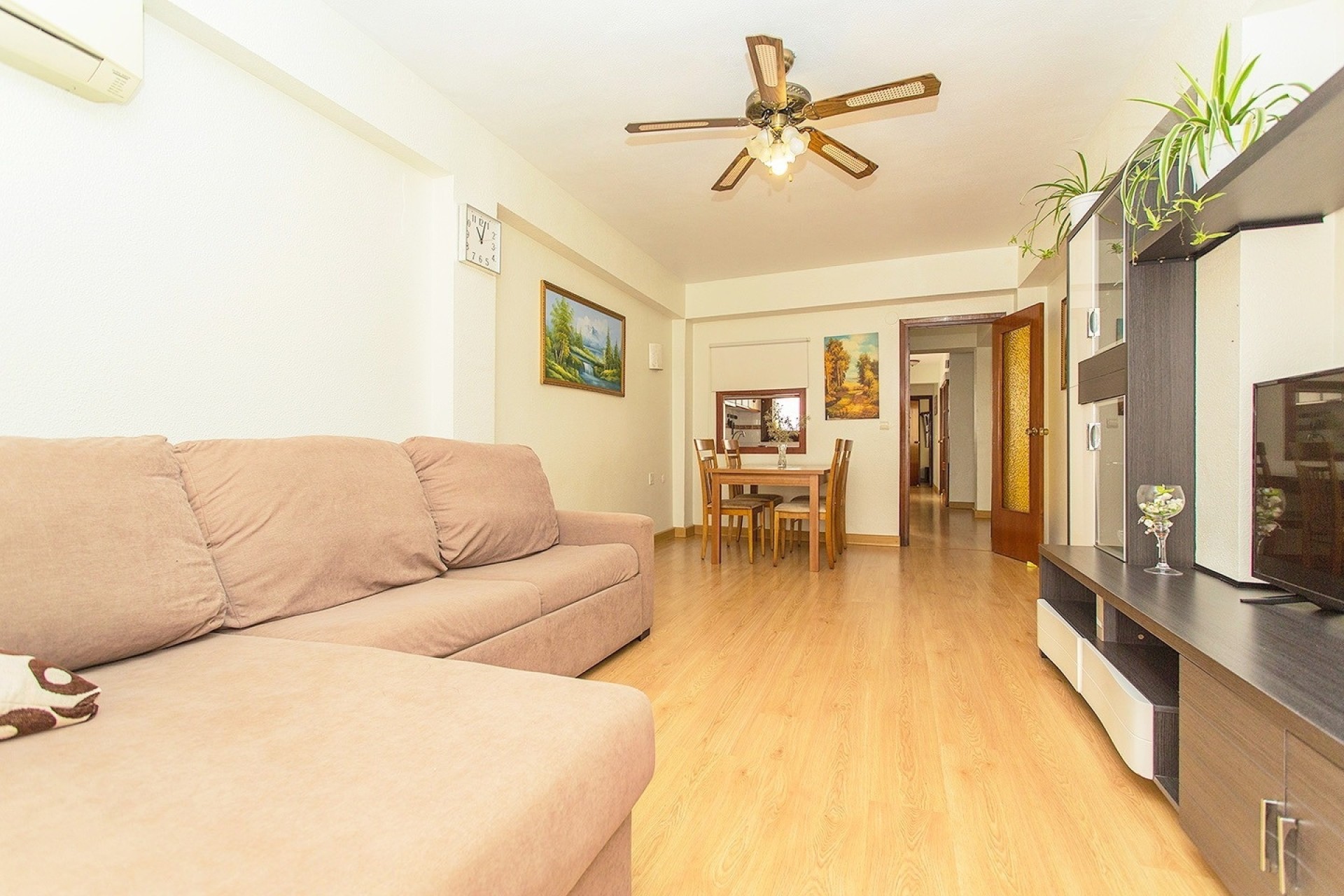 Resale - Apartment / Flat -
Torrevieja - Playa del Cura