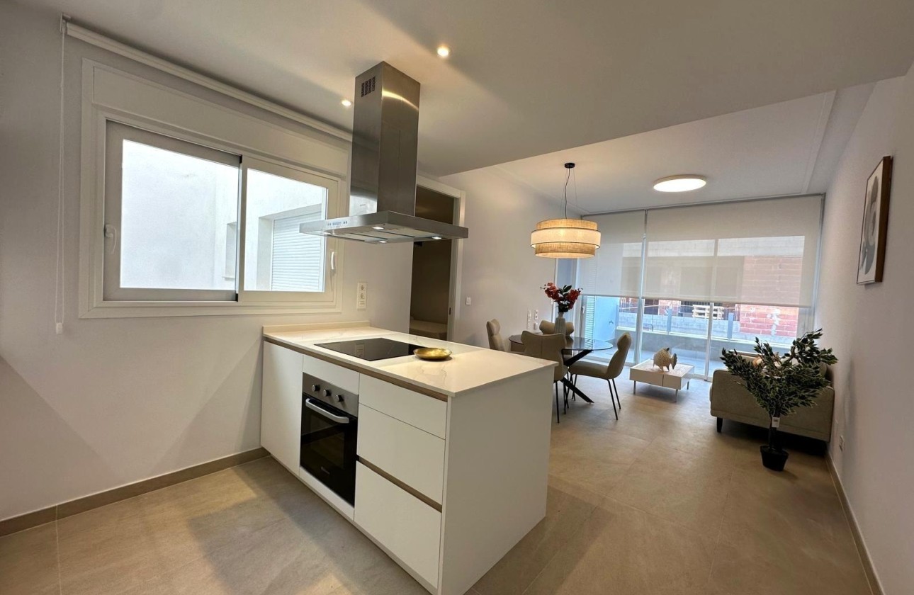 Resale - Apartment / Flat -
Torrevieja - Playa del Cura