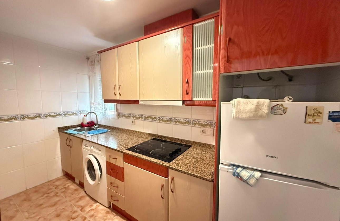 Resale - Apartment / Flat -
Torrevieja - Playa del Cura