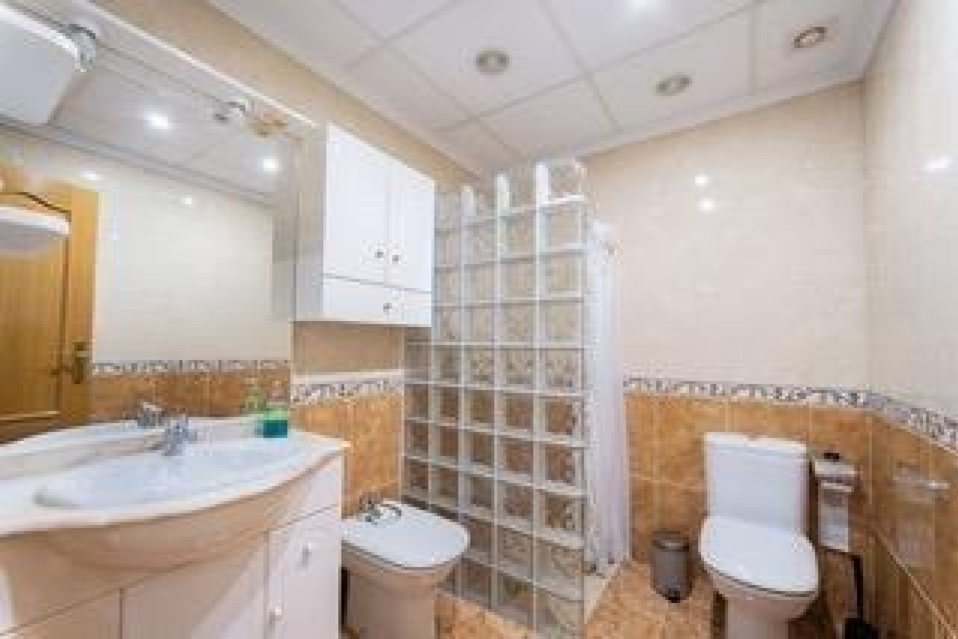 Resale - Apartment / Flat -
Torrevieja - Playa del Cura