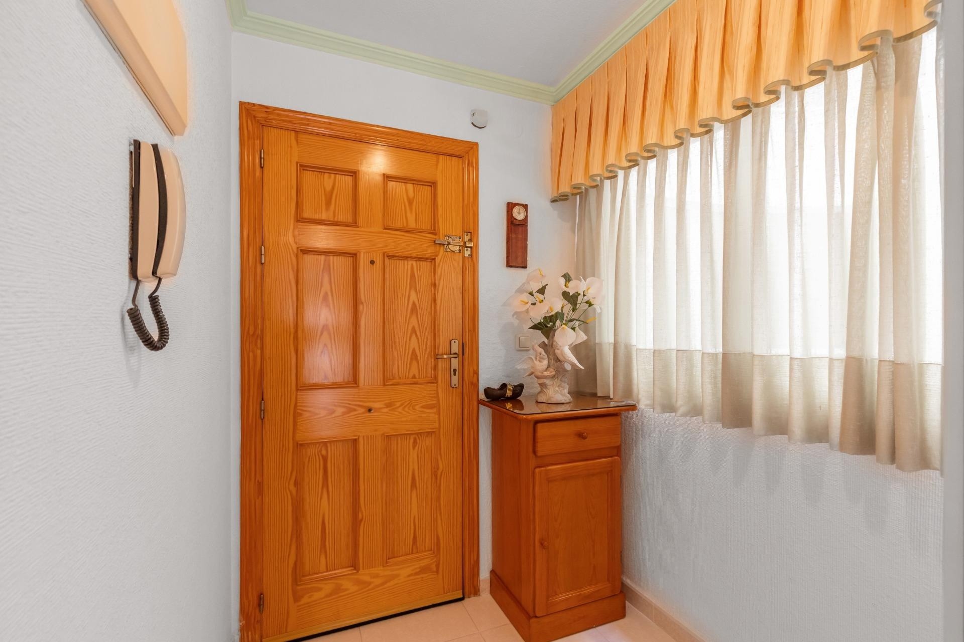 Resale - Apartment / Flat -
Torrevieja - Playa del Cura