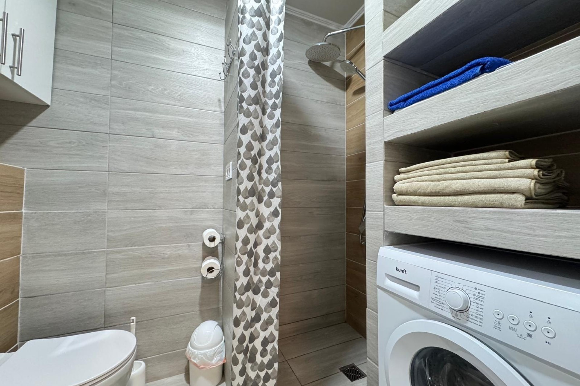 Resale - Apartment / Flat -
Torrevieja - Playa del Cura