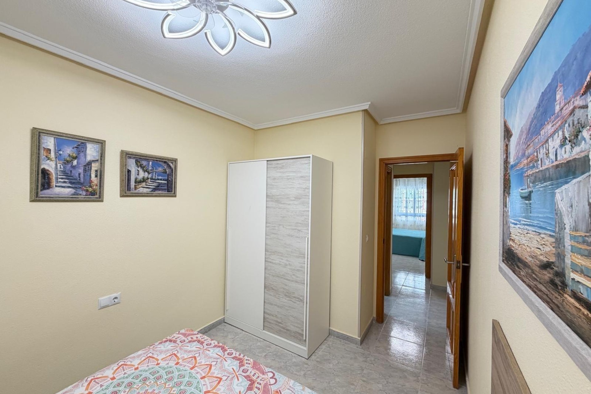 Resale - Apartment / Flat -
Torrevieja - Playa del Cura