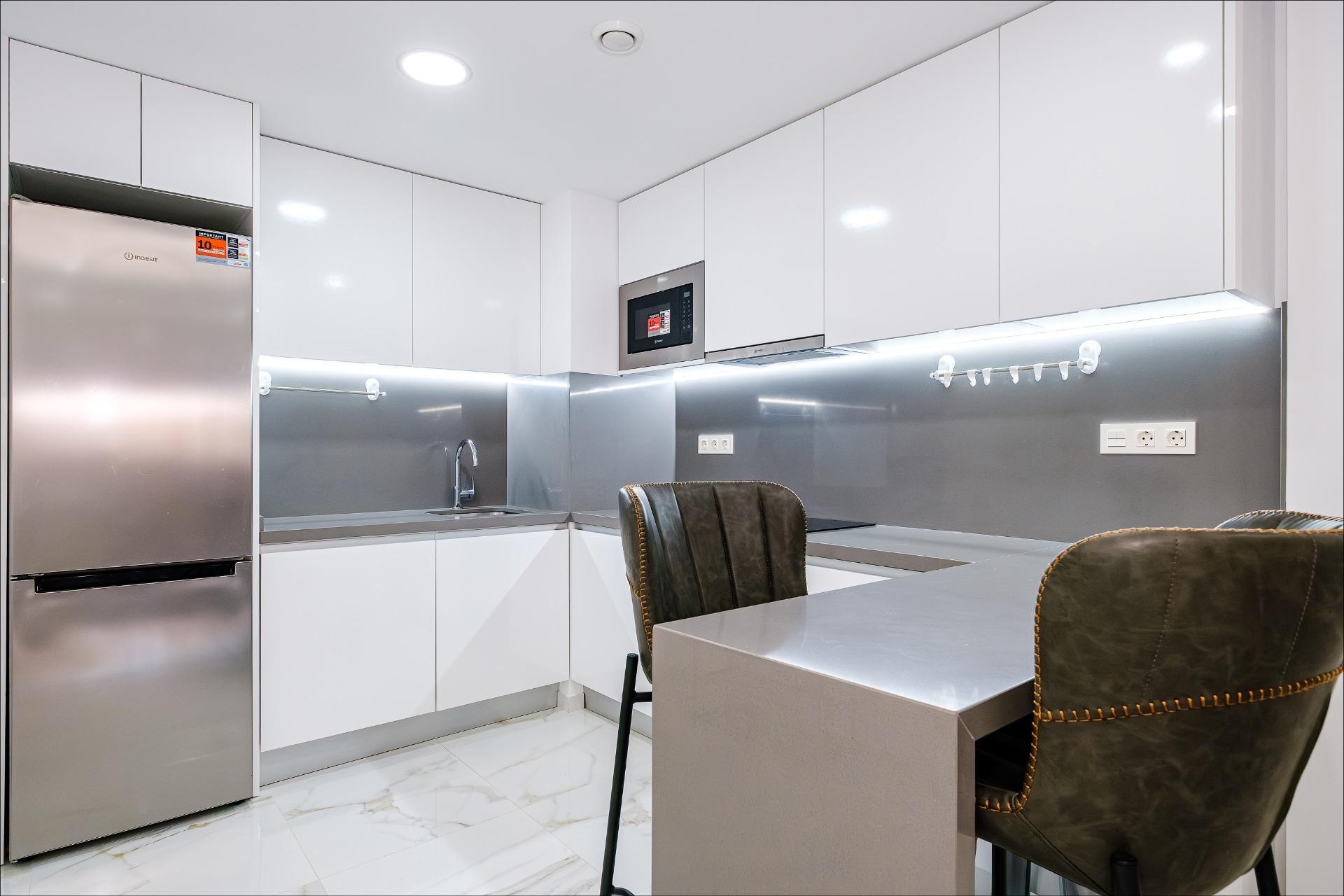 Resale - Apartment / Flat -
Torrevieja - Playa del Cura