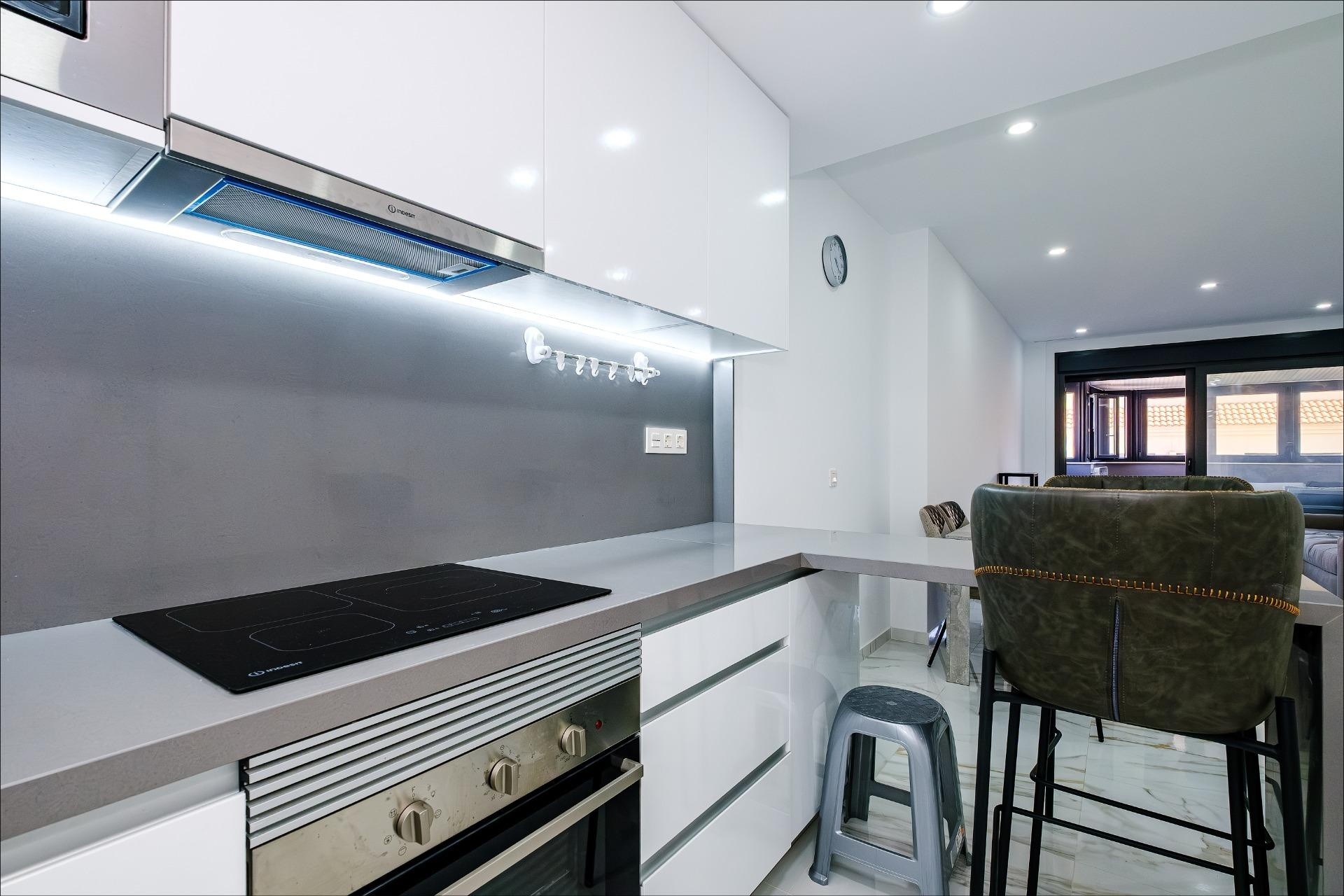 Resale - Apartment / Flat -
Torrevieja - Playa del Cura