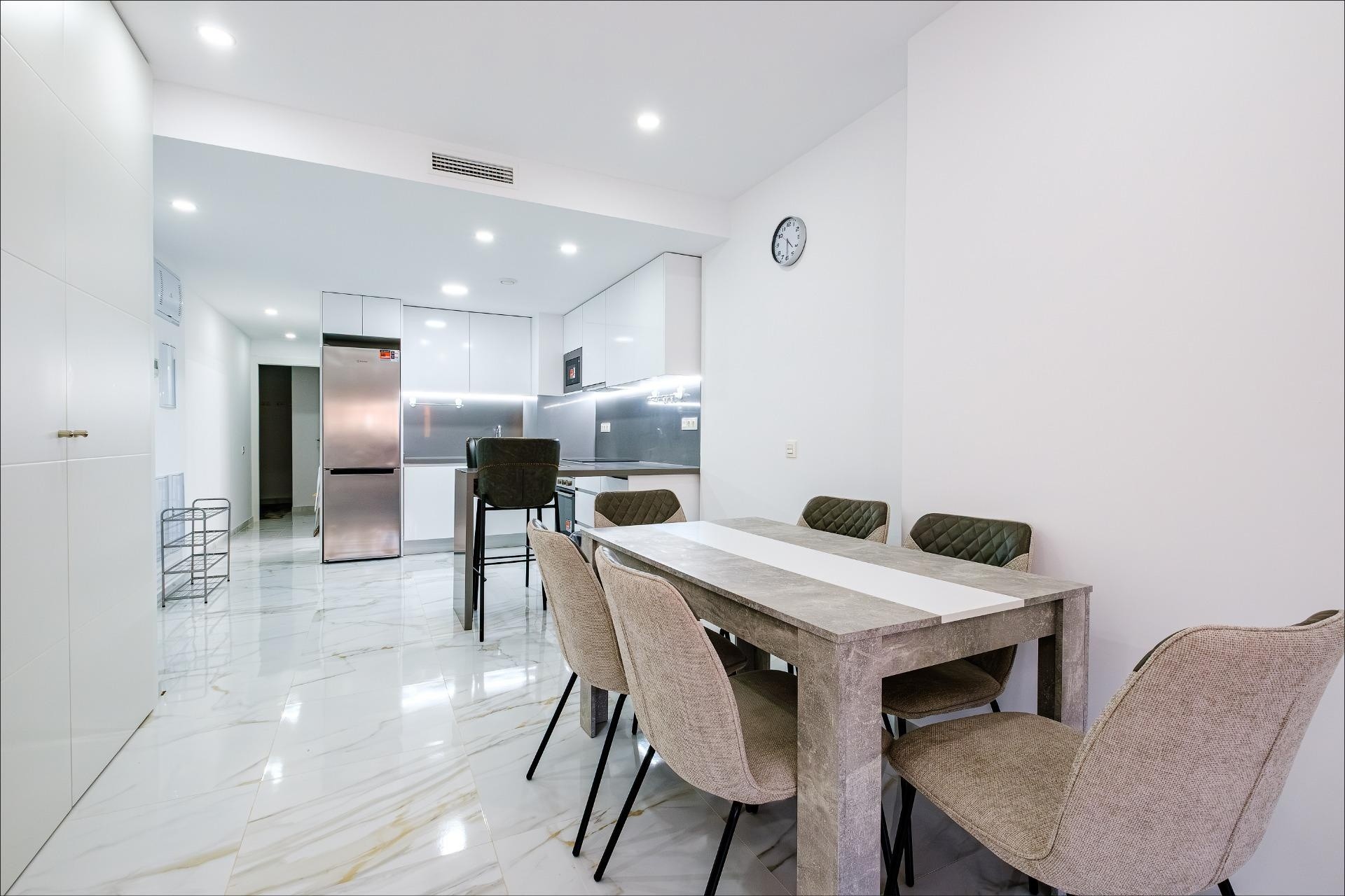 Resale - Apartment / Flat -
Torrevieja - Playa del Cura