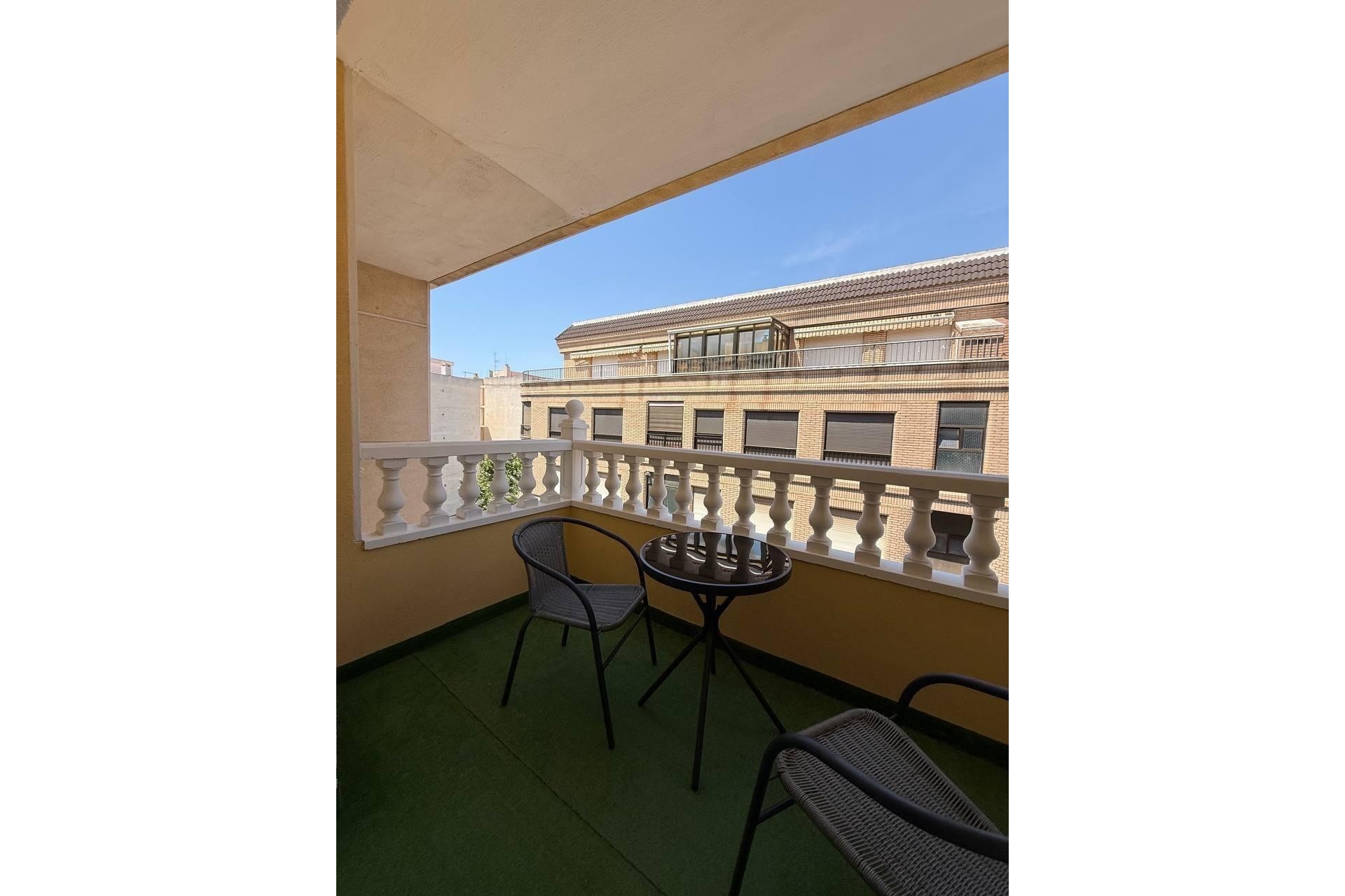 Resale - Apartment / Flat -
Torrevieja - Playa del Cura