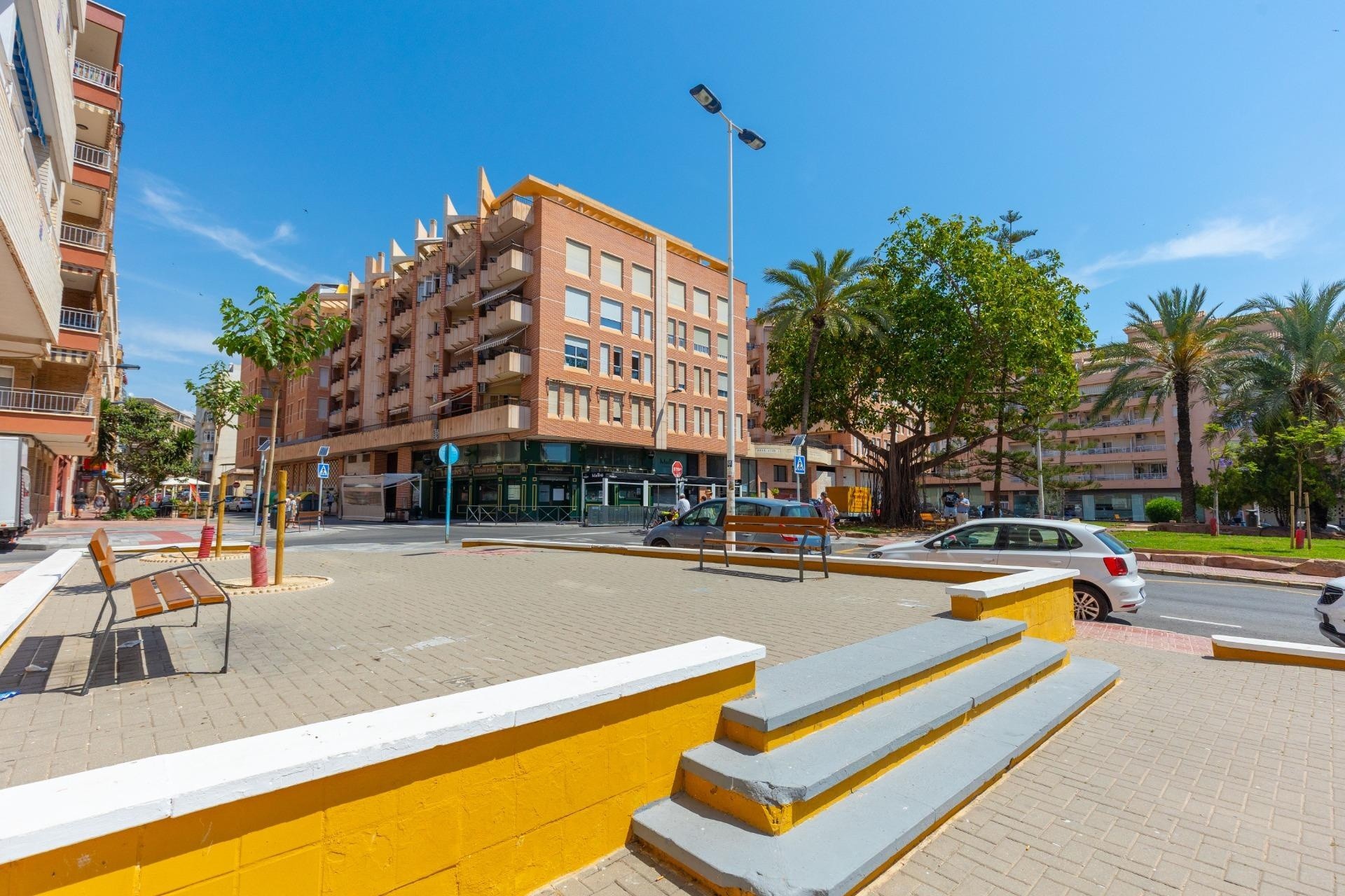 Resale - Apartment / Flat -
Torrevieja - Playa del Cura