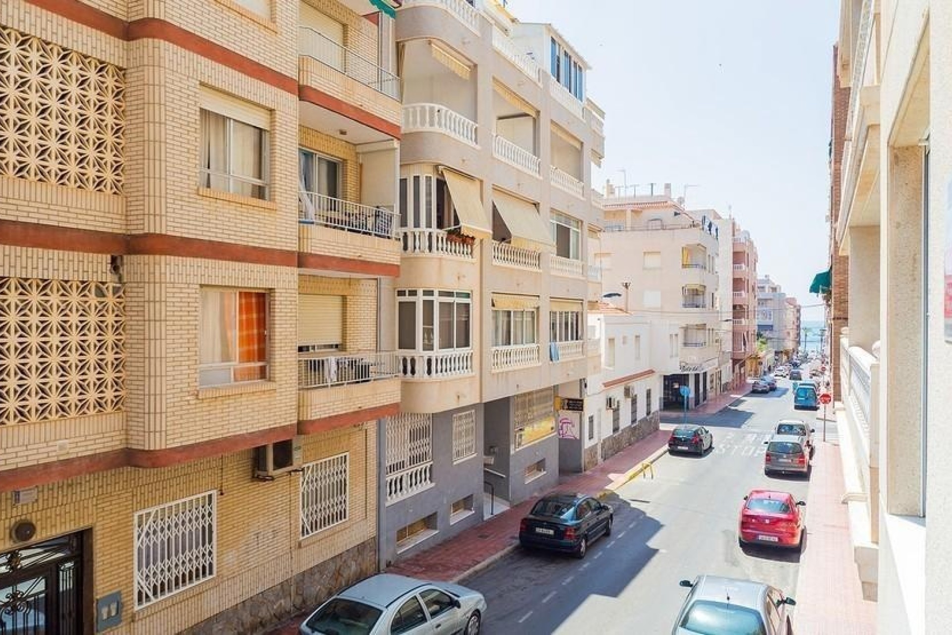 Resale - Apartment / Flat -
Torrevieja - Playa del Cura