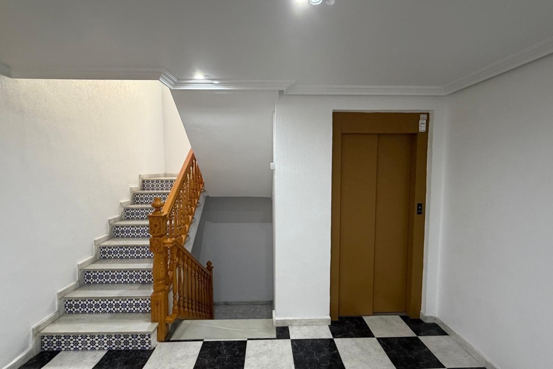 Resale - Apartment / Flat -
Torrevieja - Playa del Cura