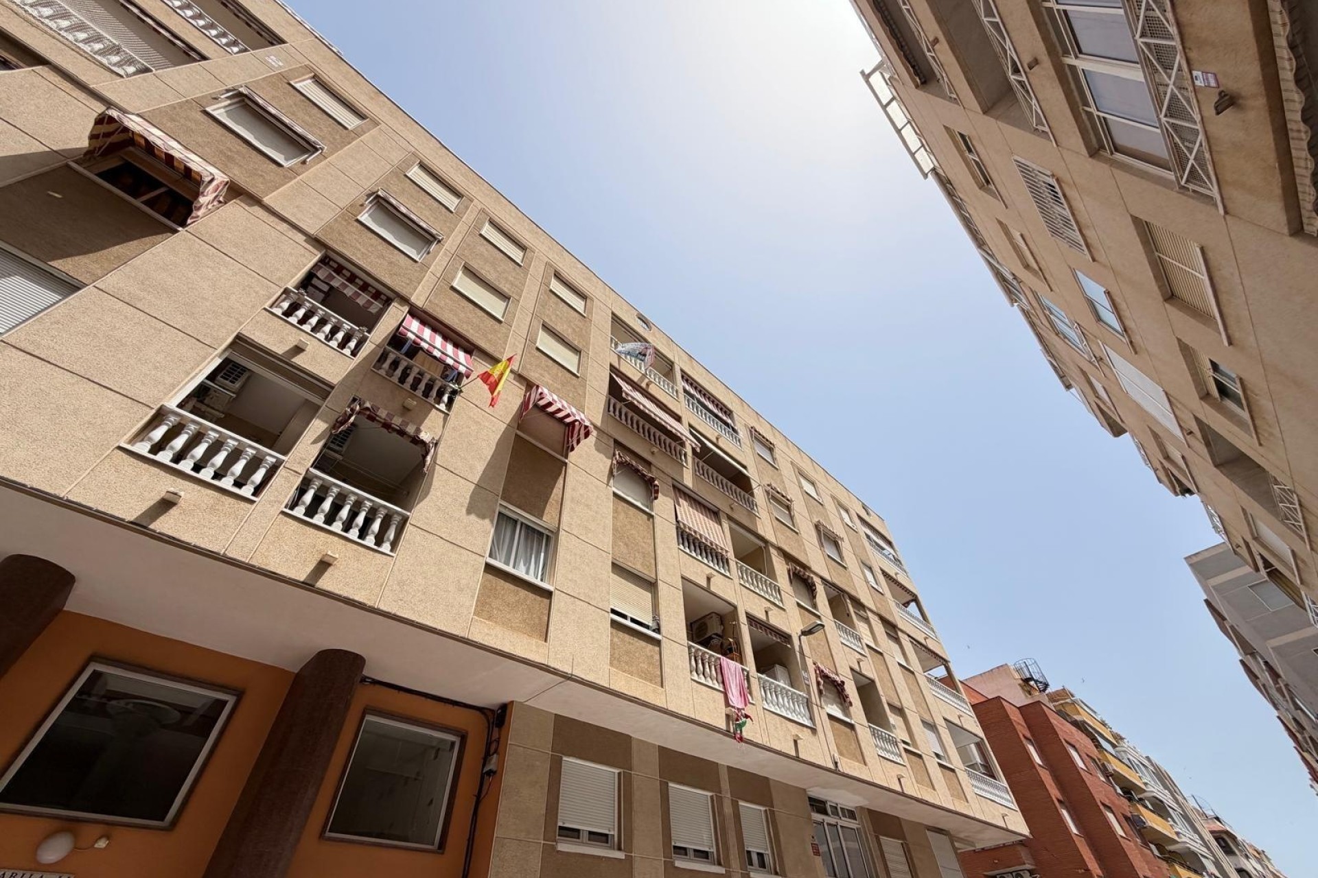 Resale - Apartment / Flat -
Torrevieja - Playa del Cura
