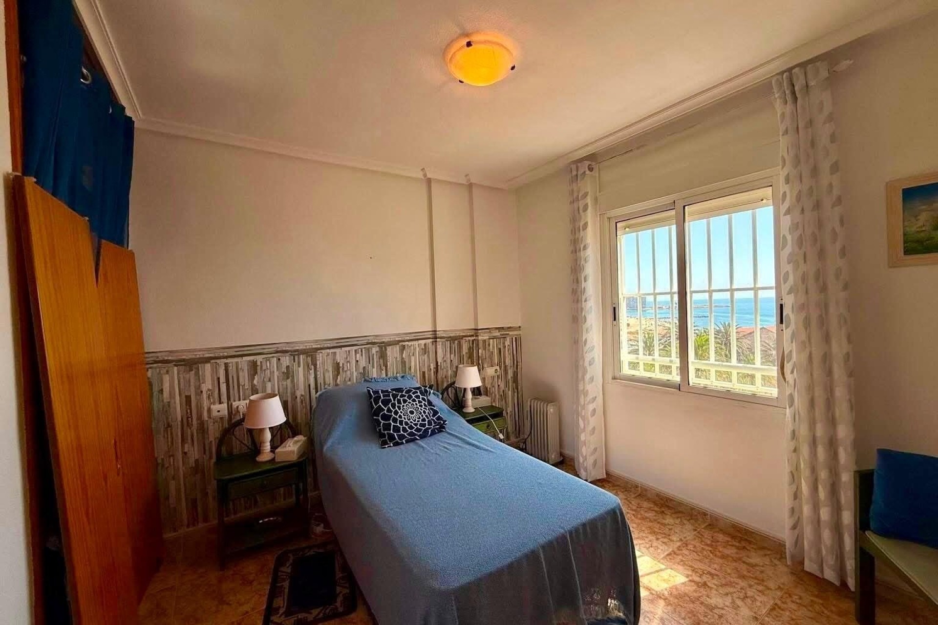 Resale - Apartment / Flat -
Torrevieja - Playa del Cura