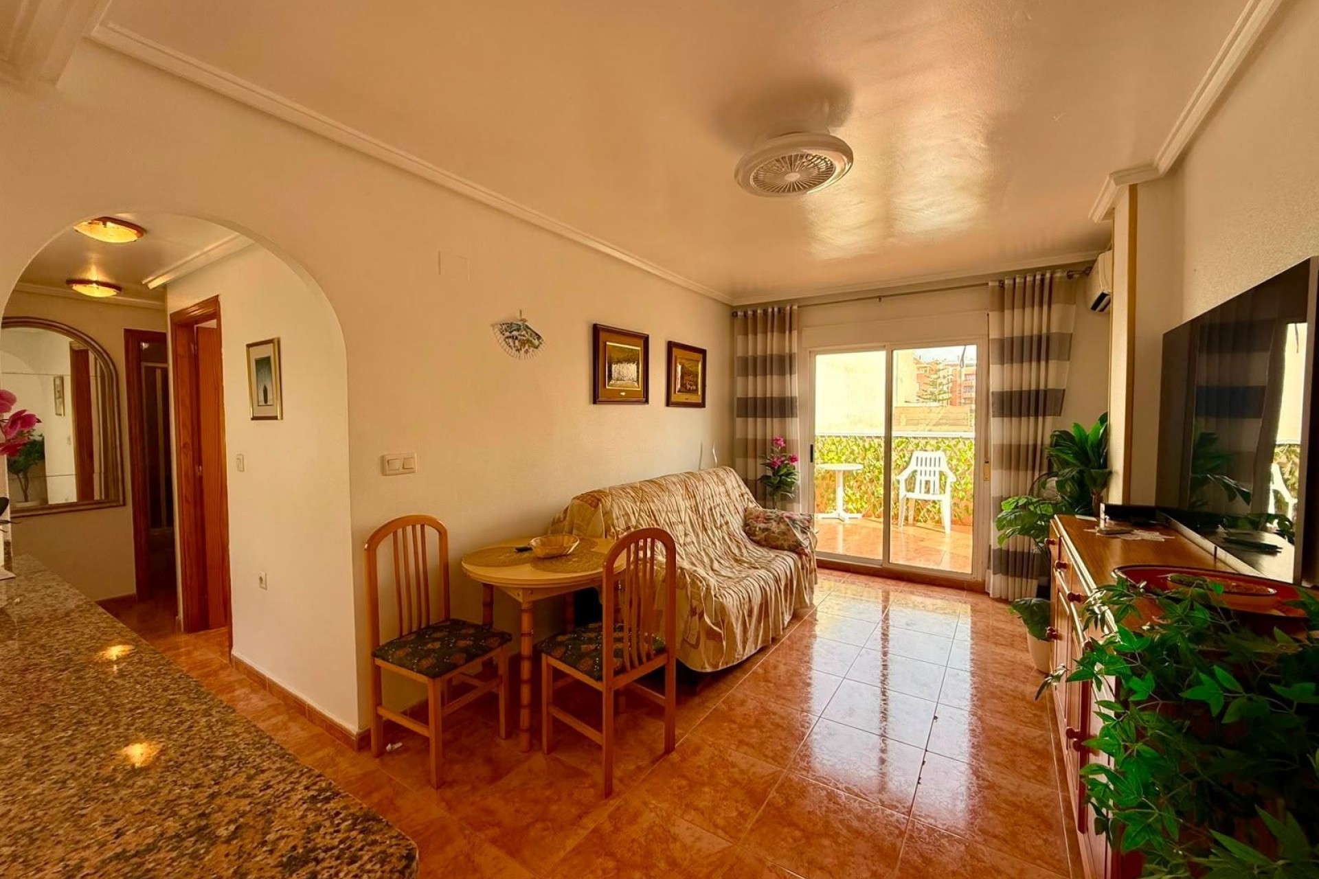 Resale - Apartment / Flat -
Torrevieja - Playa del Cura