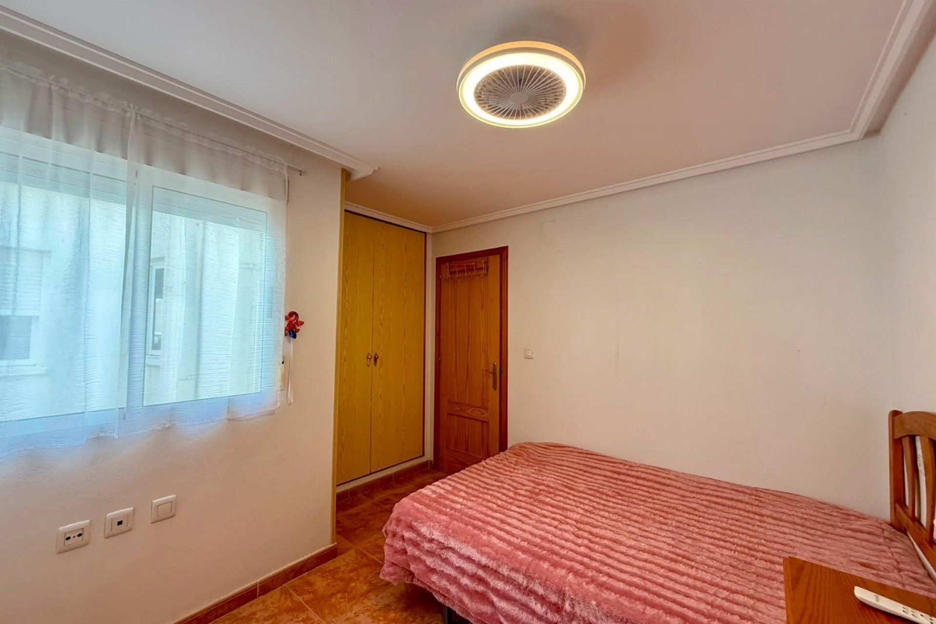 Resale - Apartment / Flat -
Torrevieja - Playa del Cura