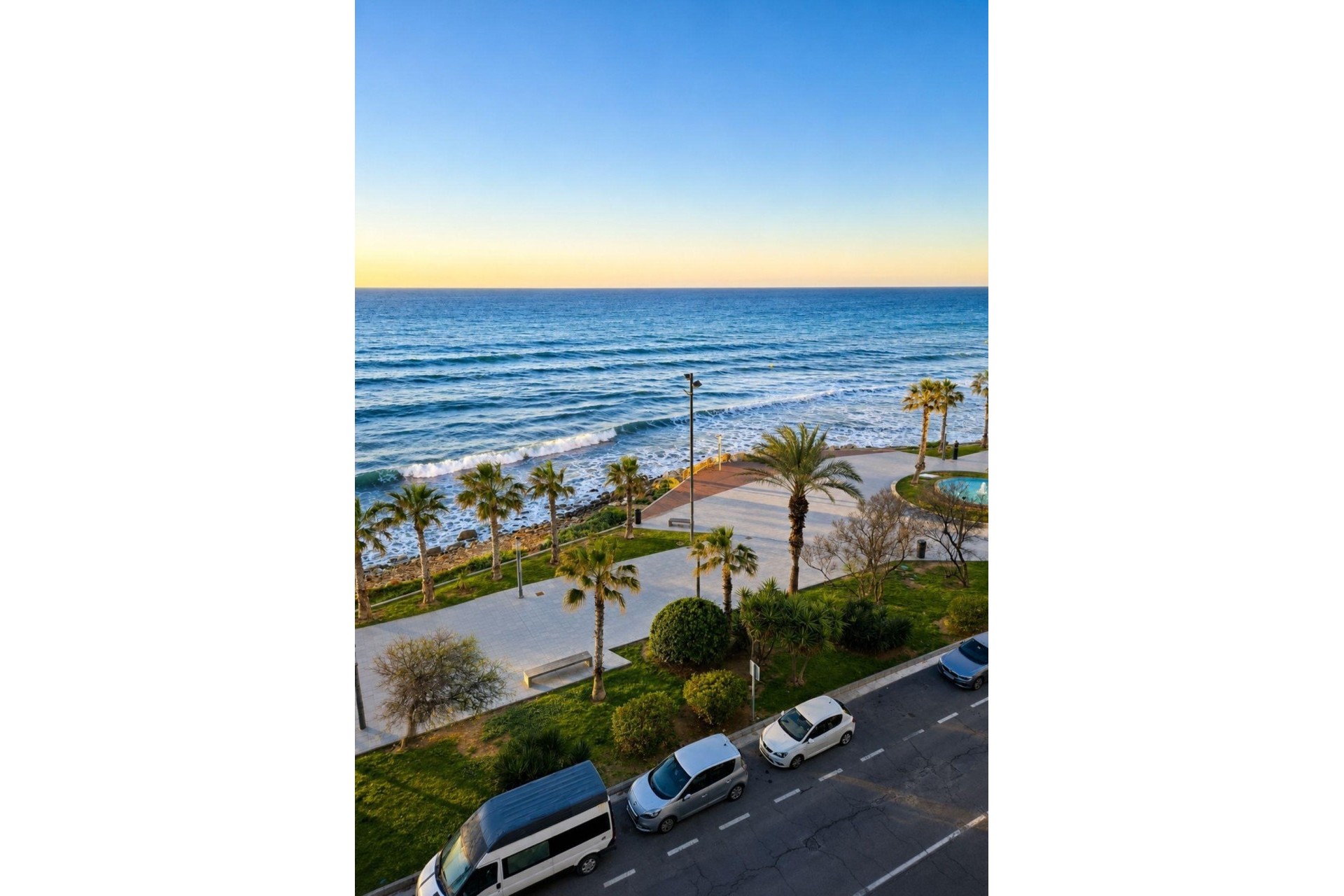 Resale - Apartment / Flat -
Torrevieja - Playa del Cura