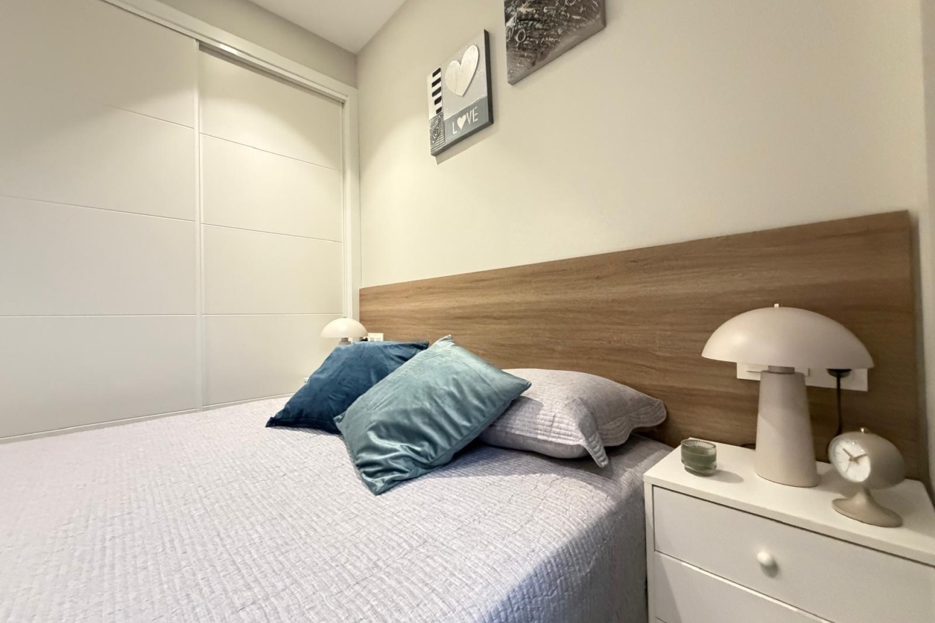 Resale - Apartment / Flat -
Torrevieja - Playa del Cura