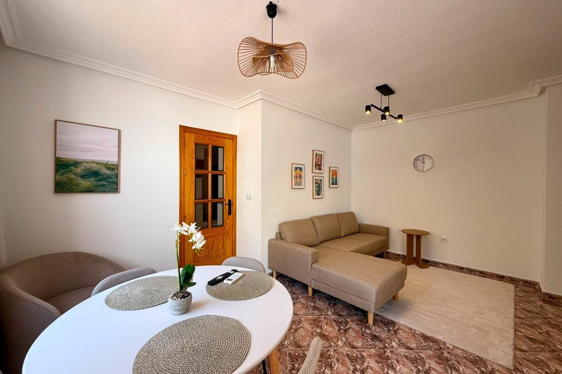 Resale - Apartment / Flat -
Torrevieja - Playa del Cura