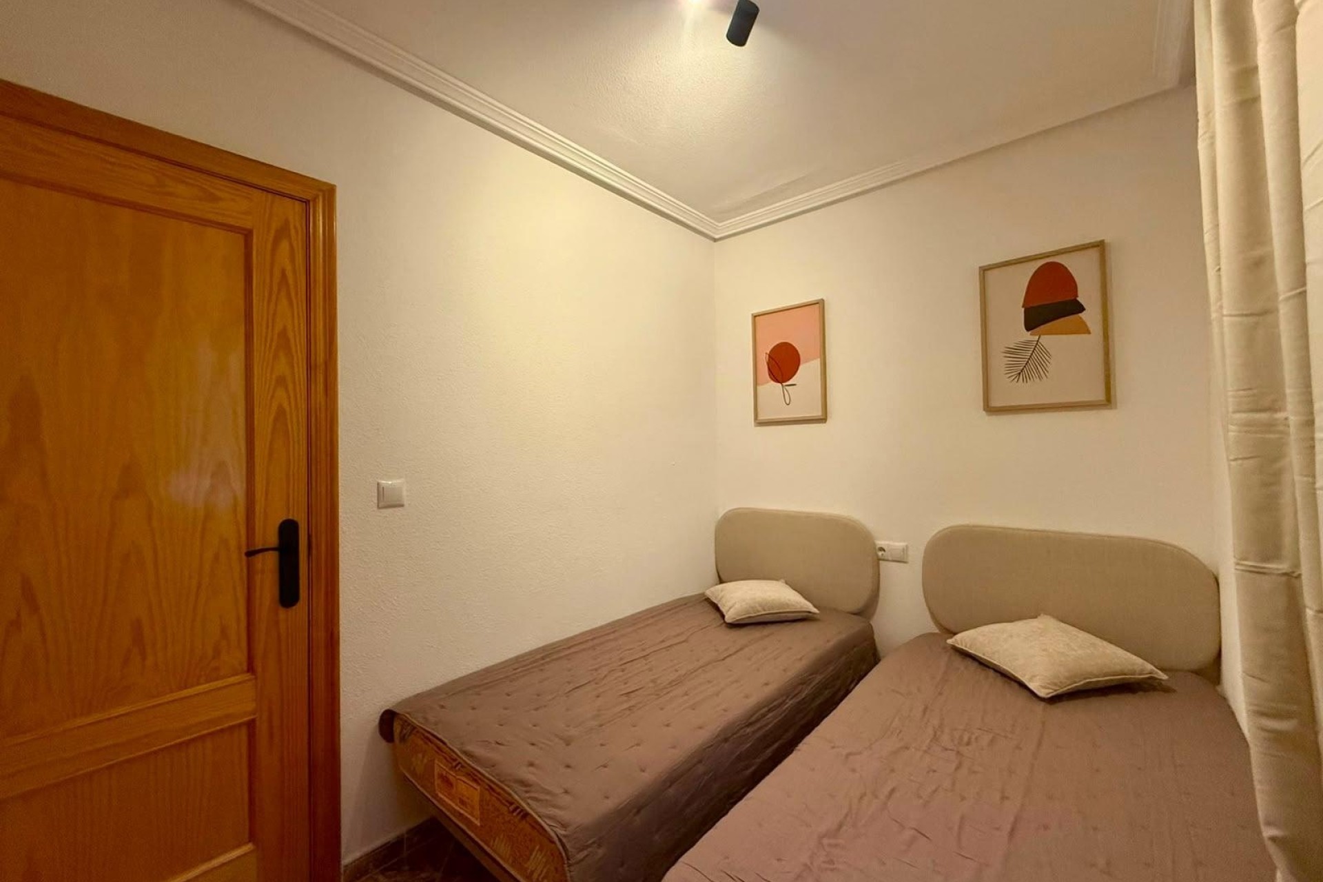Resale - Apartment / Flat -
Torrevieja - Playa del Cura