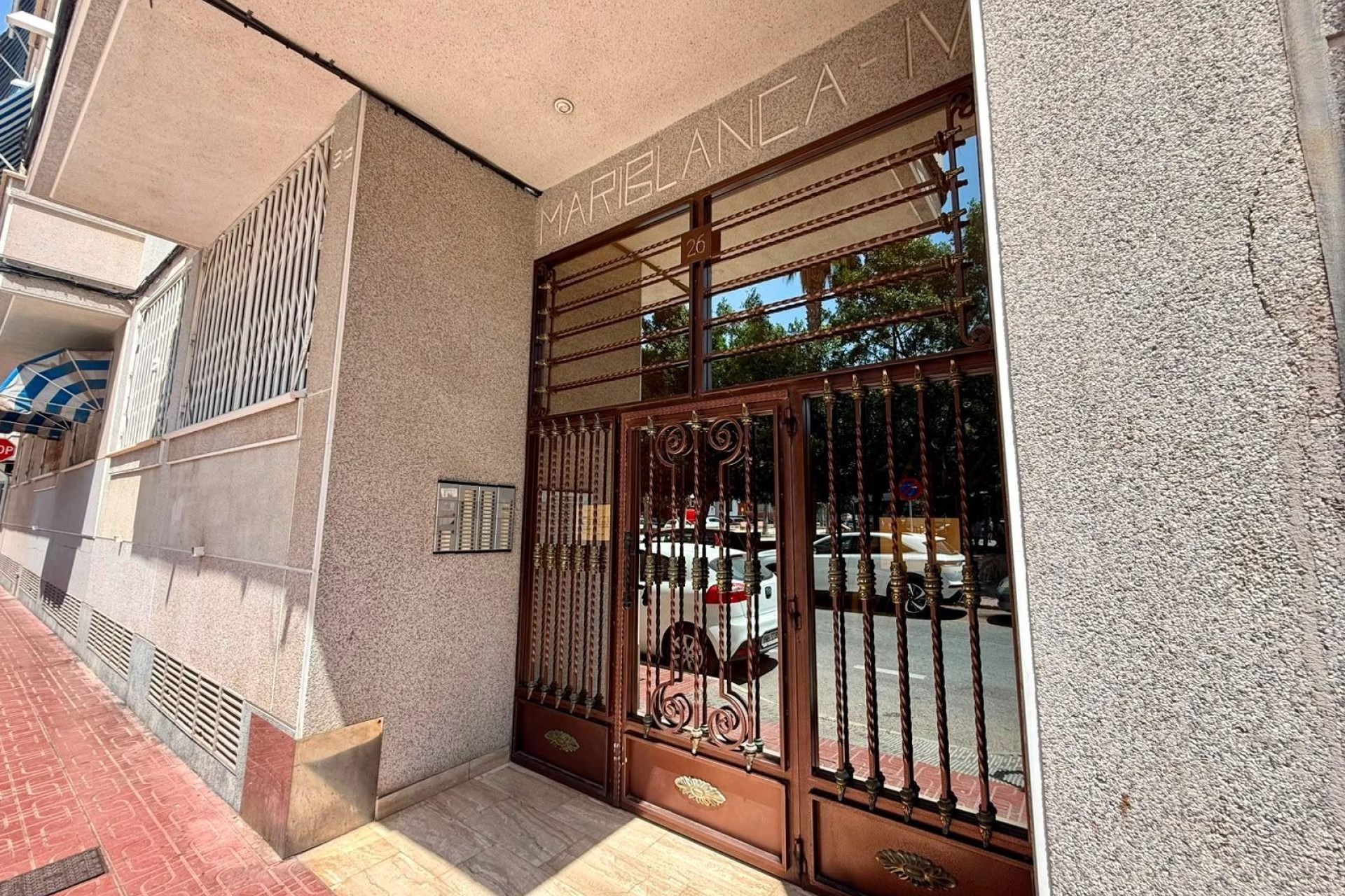 Resale - Apartment / Flat -
Torrevieja - Playa del Cura