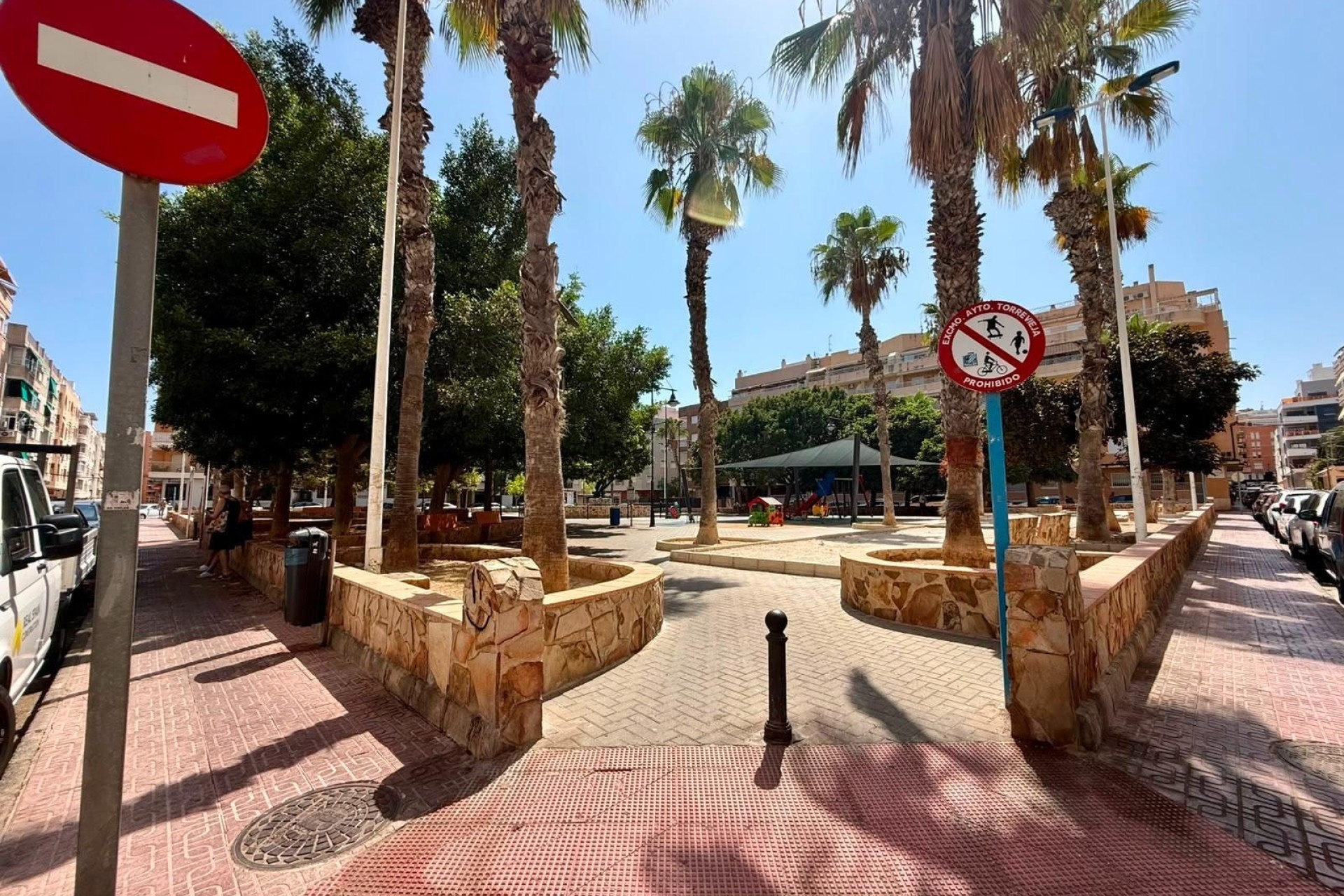 Resale - Apartment / Flat -
Torrevieja - Playa del Cura