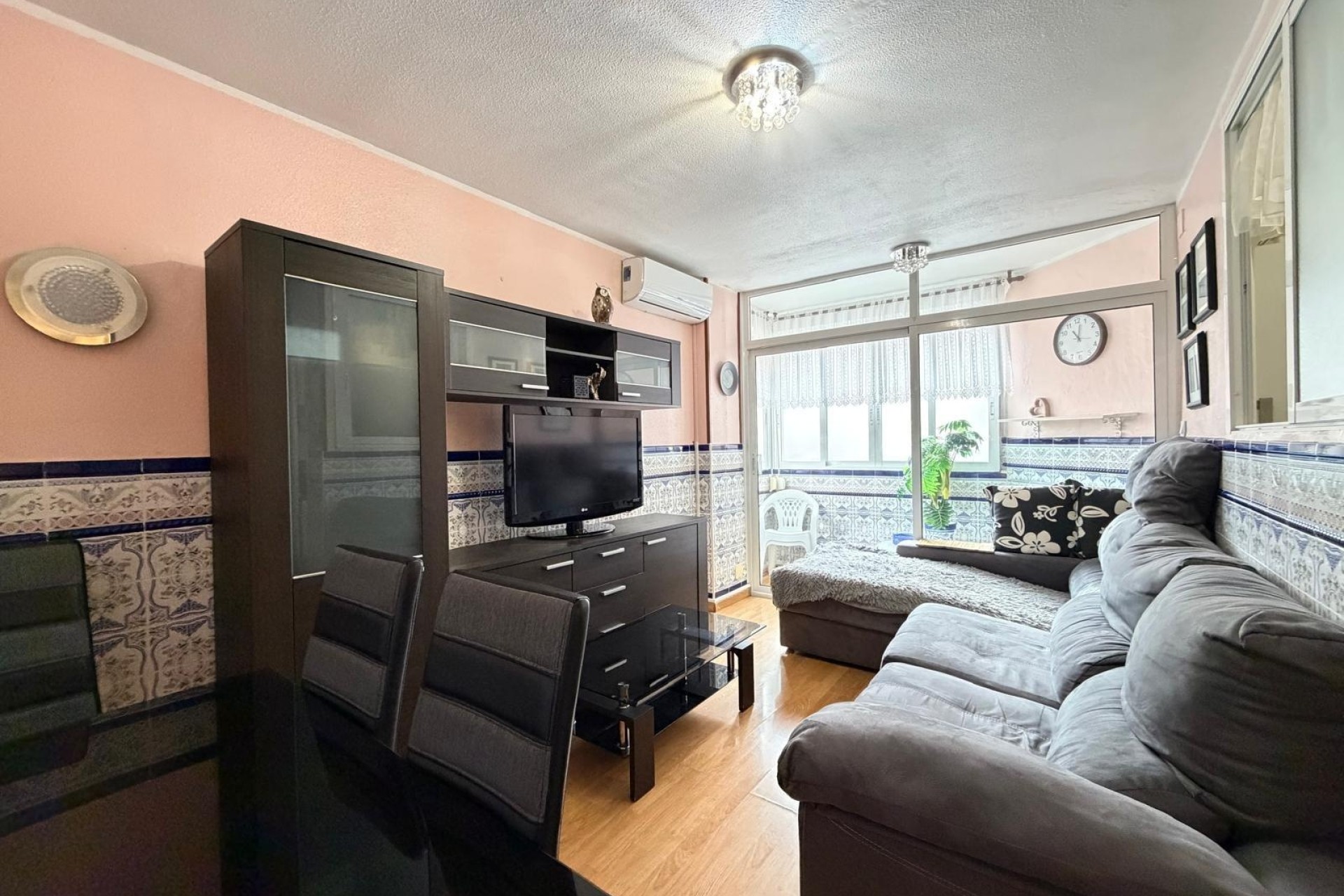 Resale - Apartment / Flat -
Torrevieja - Playa del Cura
